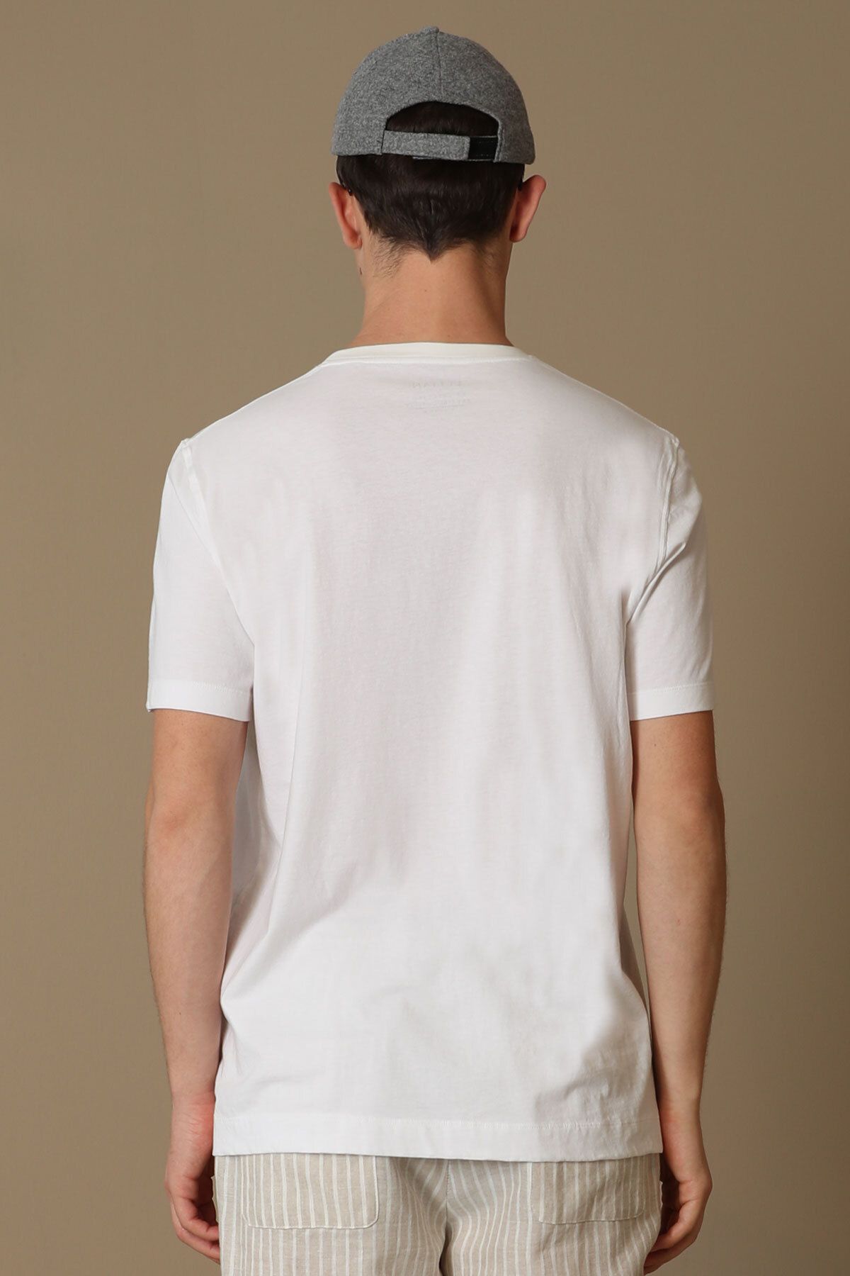Lufian-Tricou grafic Richard Modern Alb 6
