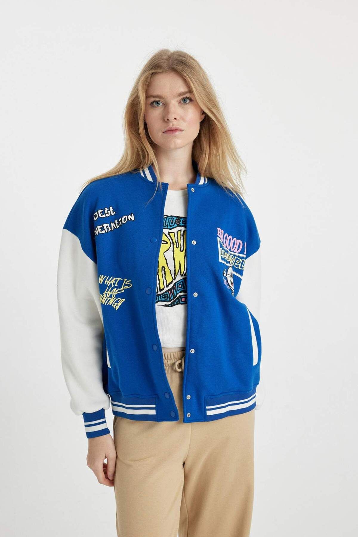 DeFacto-Coool Oversize Wide Fit College Collar Back Printed Thick Bomber Jacket with Snap Pocket B3255Ax24Sp 4