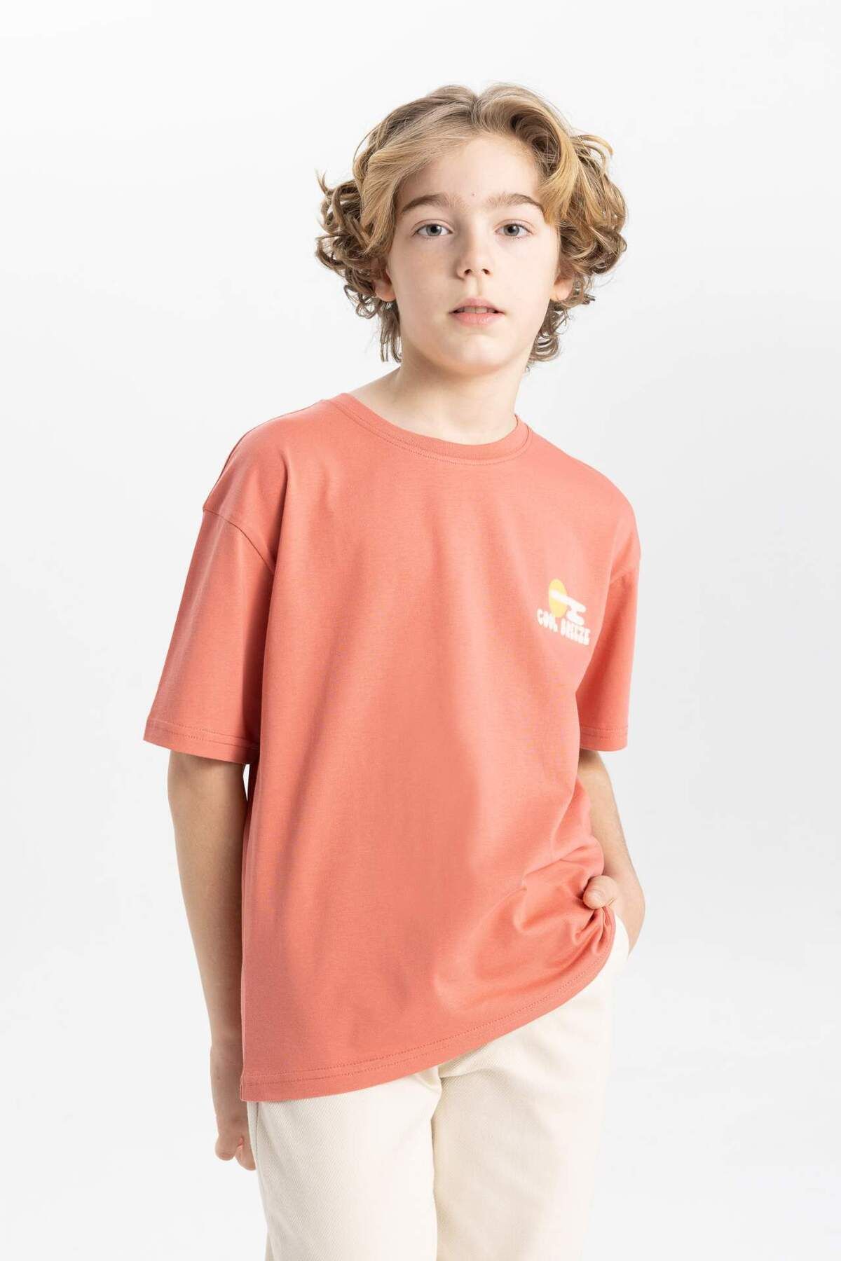 DeFacto-Tricou cu mânecă scurtă cu imprimeu pe spate pentru băiat oversize cu decolteu lat B8894A824SM 4