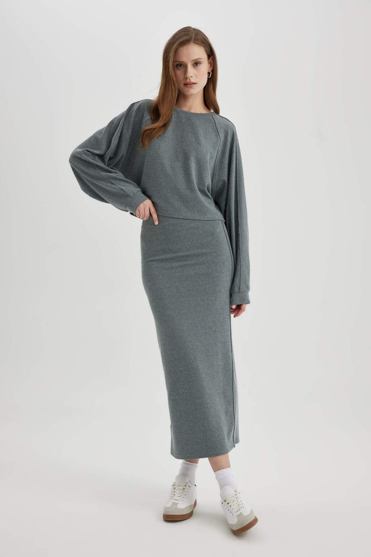 DeFacto-Μπλουζάκι Relax Fit Crew Neck Basic μακρυμάνικο μπλουζάκι C3118AX24SP 2