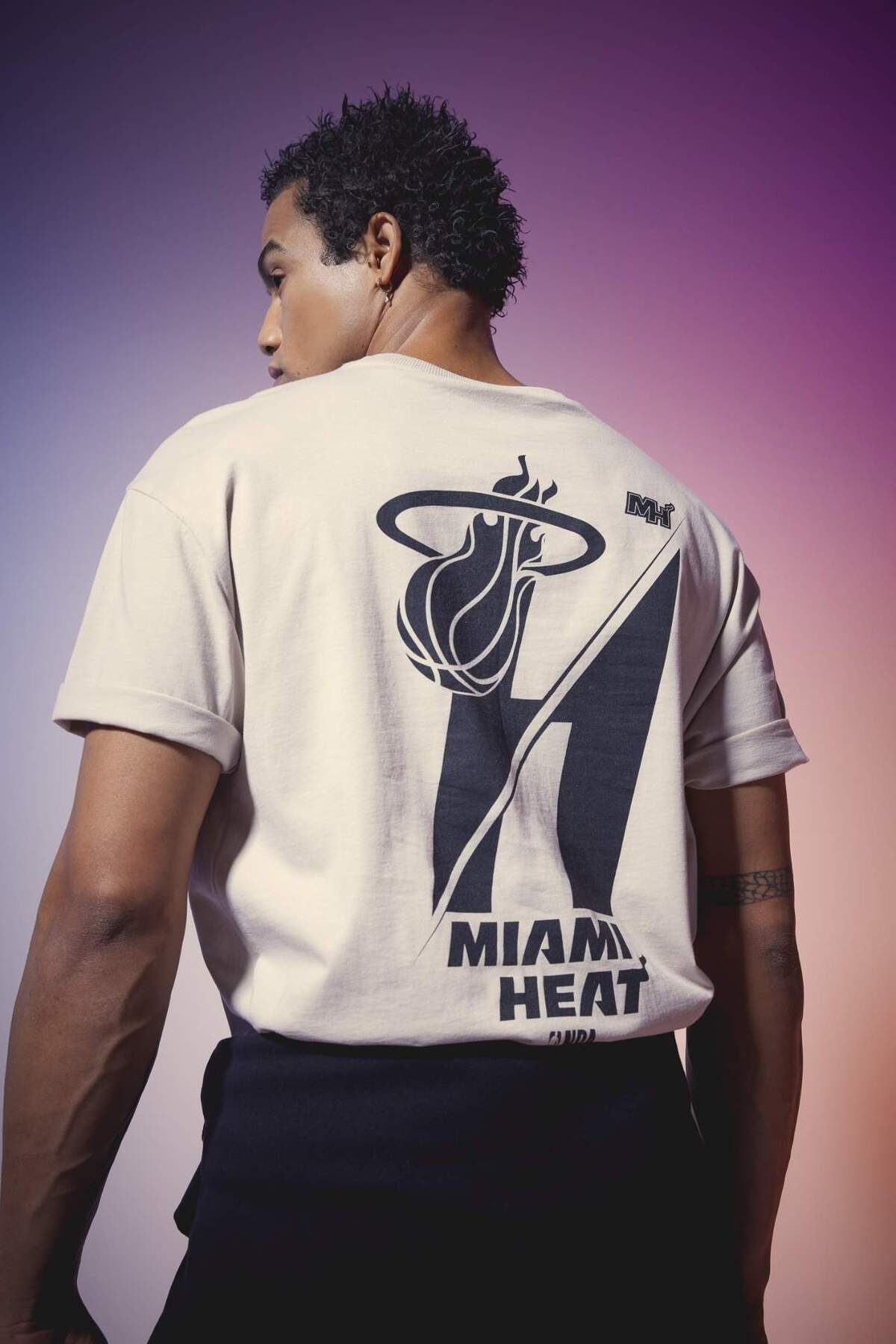 DeFacto-DeFactoFit NBA Miami Heat Boxy Fit Crew λαιμόκοψη κοντομάνικο μπλουζάκι B3923AX24SP 3