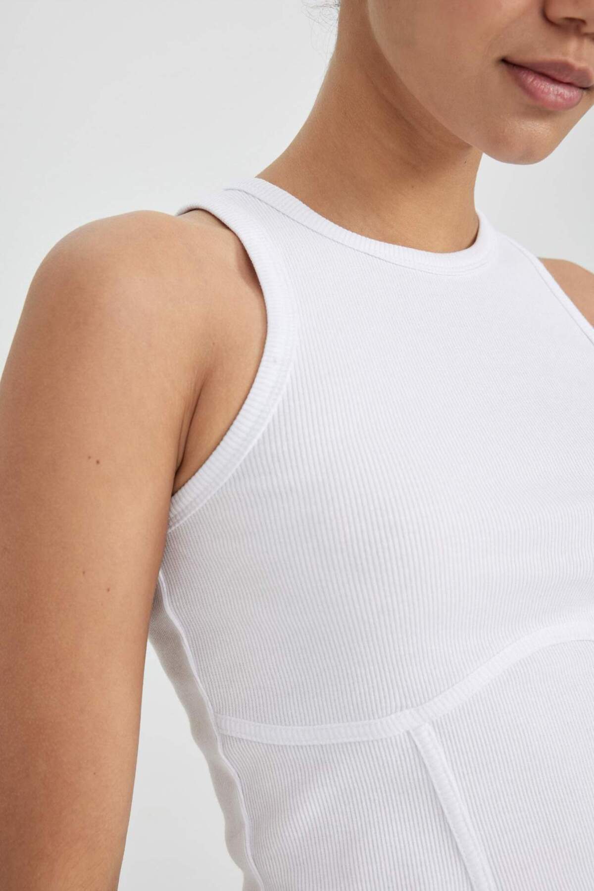 DeFacto-Defactofit Slim Fit Tight-Fitting Corset Look White Ribbed Sports Athlete B4224Ax24Sp 6