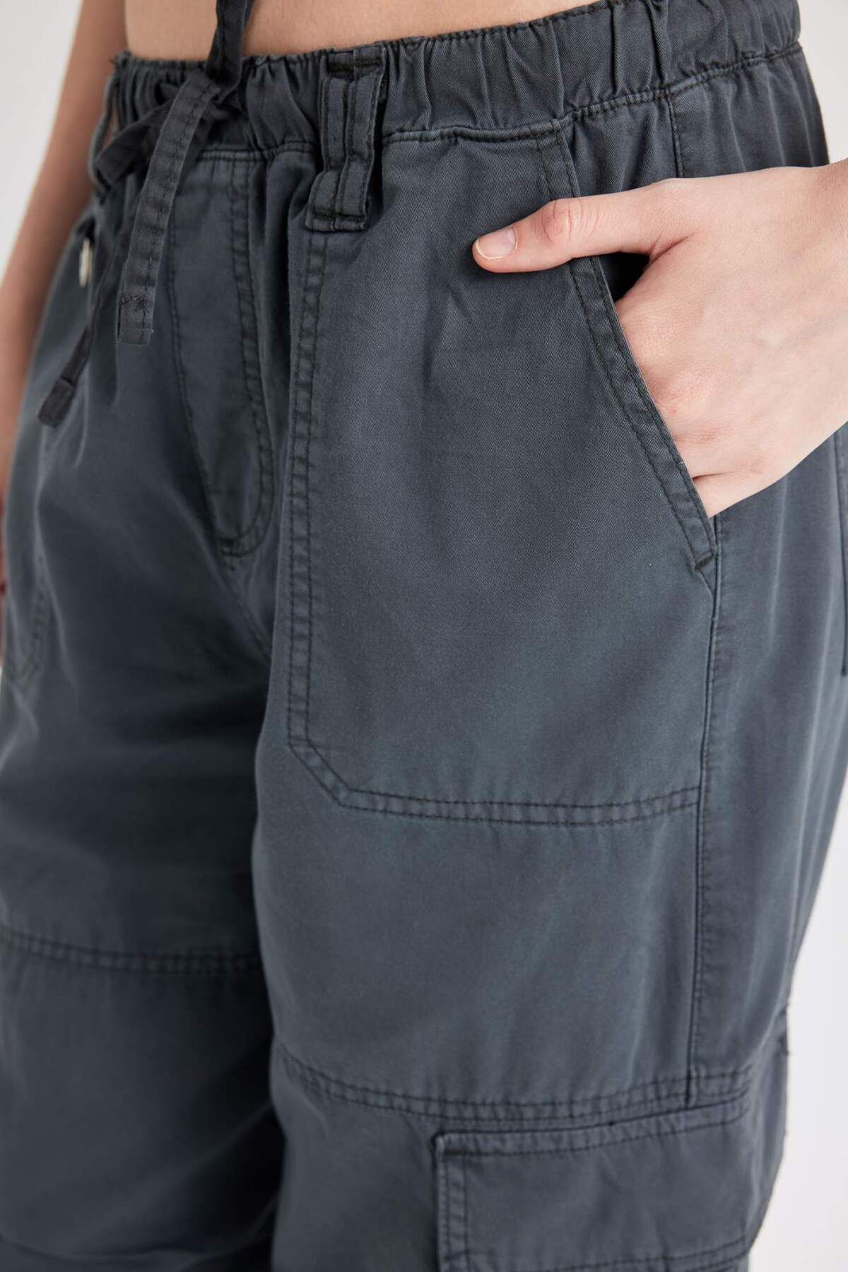 DeFacto-Wide Leg Gabardine Trousers - Straight Lace-Up, Regular Waist, Cargo Pocket B1205Ax24Sp 5