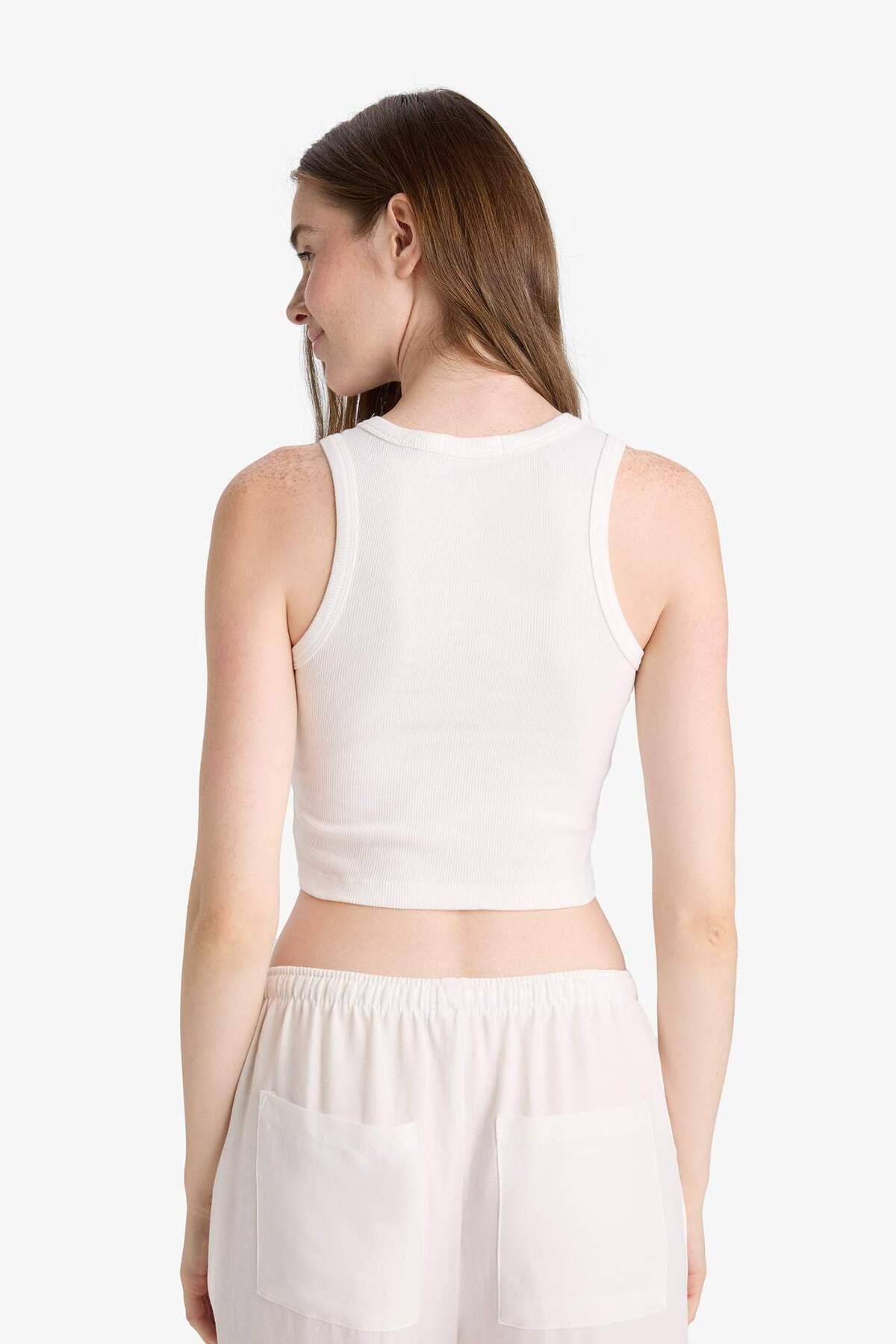 DeFacto-Fitted Halter Neck Ribbed Camisole Basic Plain Undershirt U0357Az24Sm 6
