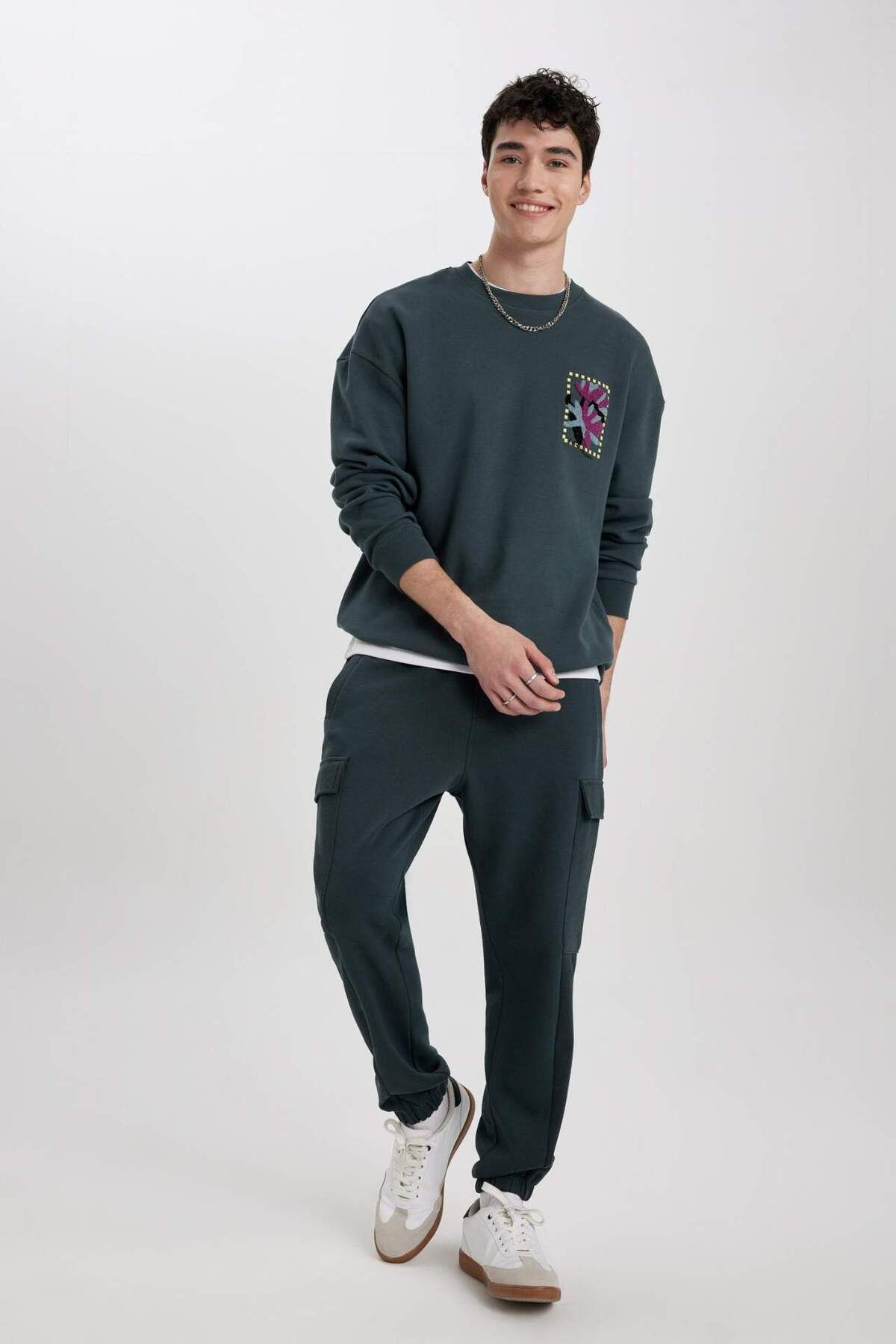 DeFacto-Regular Fit Sweatpants with Flannel Pockets and Long Elastic Legs B4367Ax24Sp 3