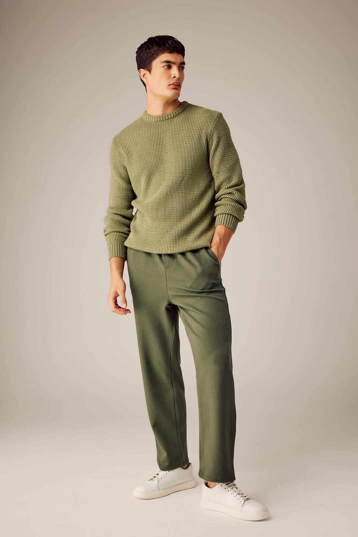 DeFacto-Relax Fit Hose mit Schnürung in der Taille und geradem Bein mit Taschen B7334AX23WN 4