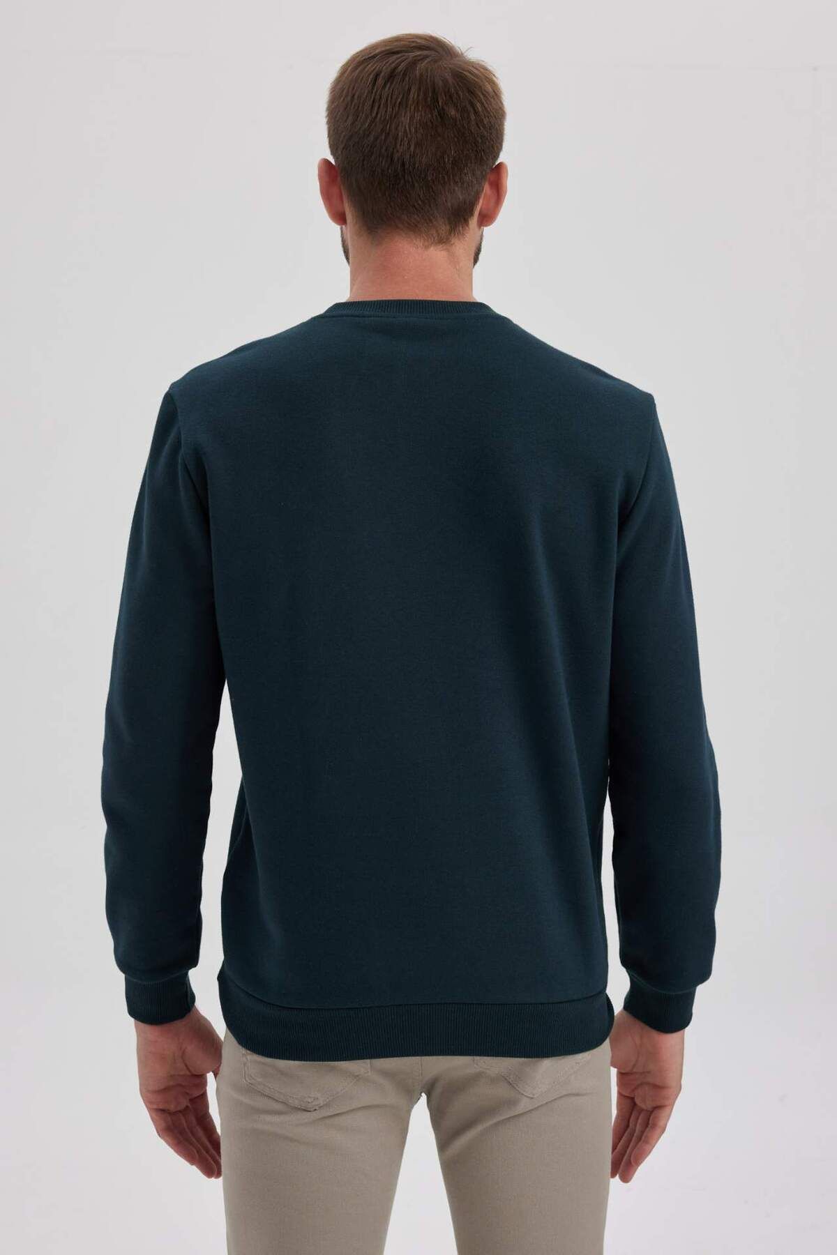 DeFacto-Obyčejná mikina Regular Fit Crew Neck Bavlna T3777Az23Au 6
