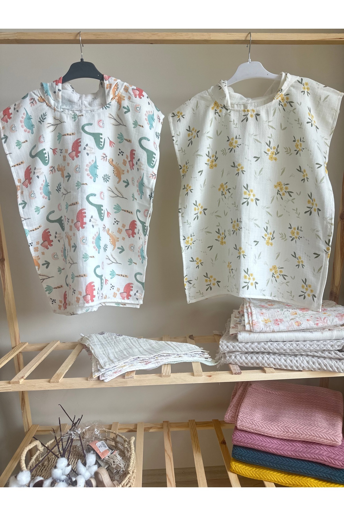 Pure Baby Organik %100 Pamuk Kapşonlu Kız Çocuk, Bebek Plaj Panço, 5 Yaşa Kadar Kullanılabilir fotoğrafı 4 (önizleme)