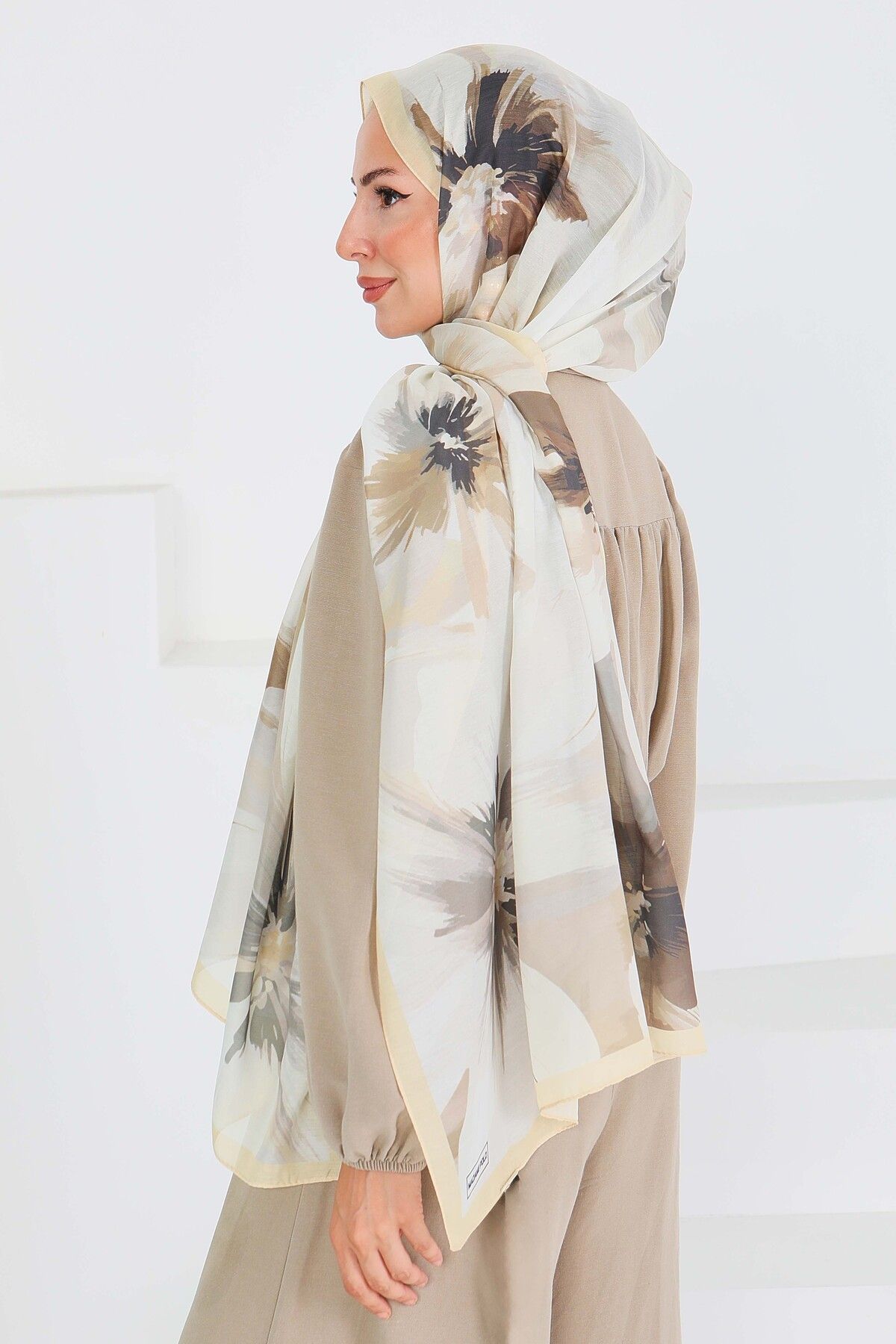 TOFİSA-Patterned Bamboo Square Shawl Sari - 27524 5