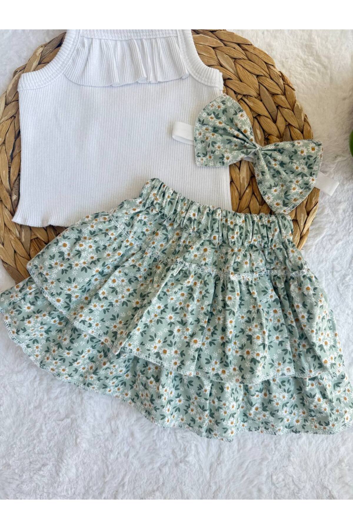 AKİF GİYİM KIZ ÇOCUK FLORAL ÇİÇEK DESENLİ FIRFIRLI ETEK BLUZ BANDANA TAKIMI fotoğrafı 2 (önizleme)