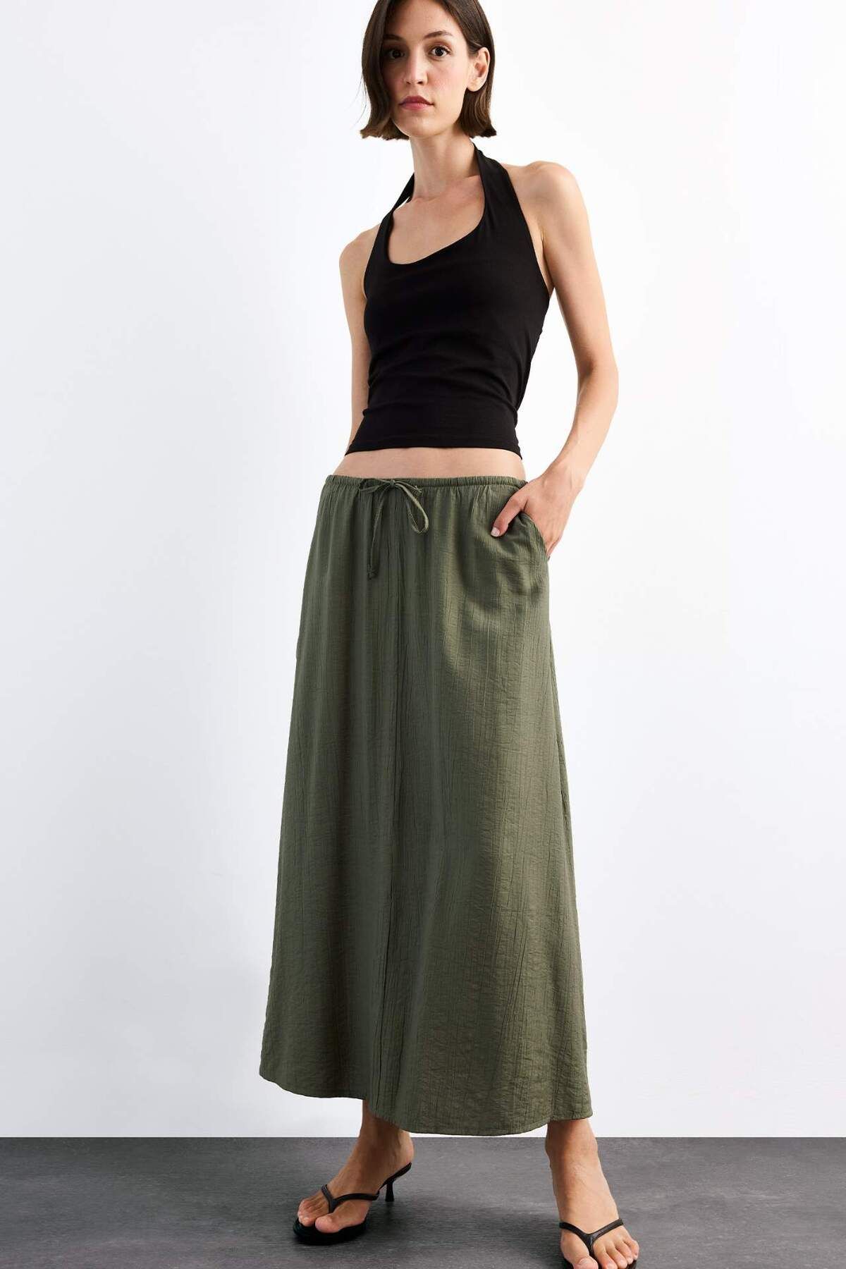DeFacto-Relax Fit Elastic Waist Crinkle Fabric Midi Skirt G1093Ax25Sm 3