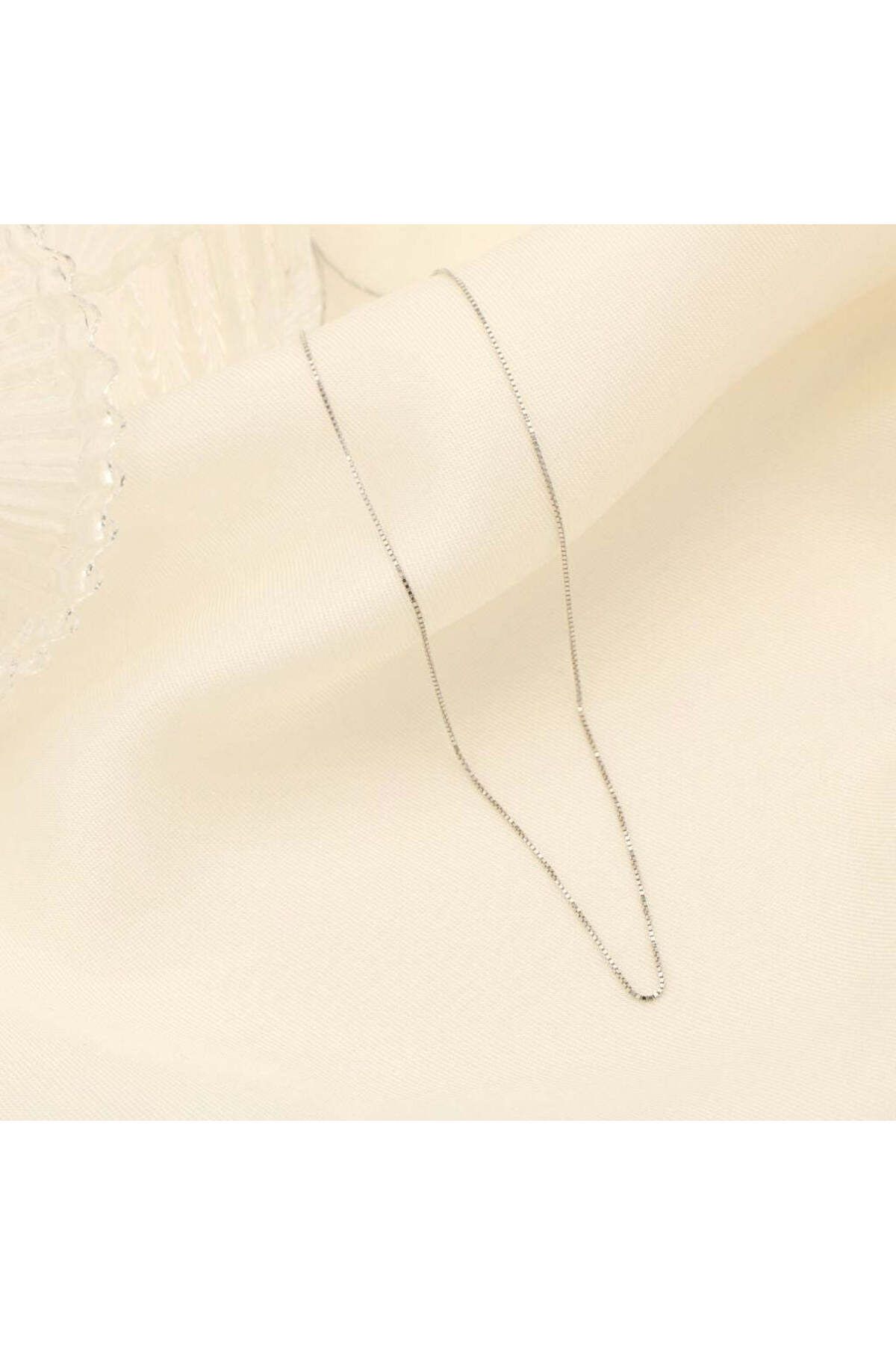 Bijuteria SORELLY-Lant Aur Alb 14k Cubic Box Link 1 mm 45 cm 3