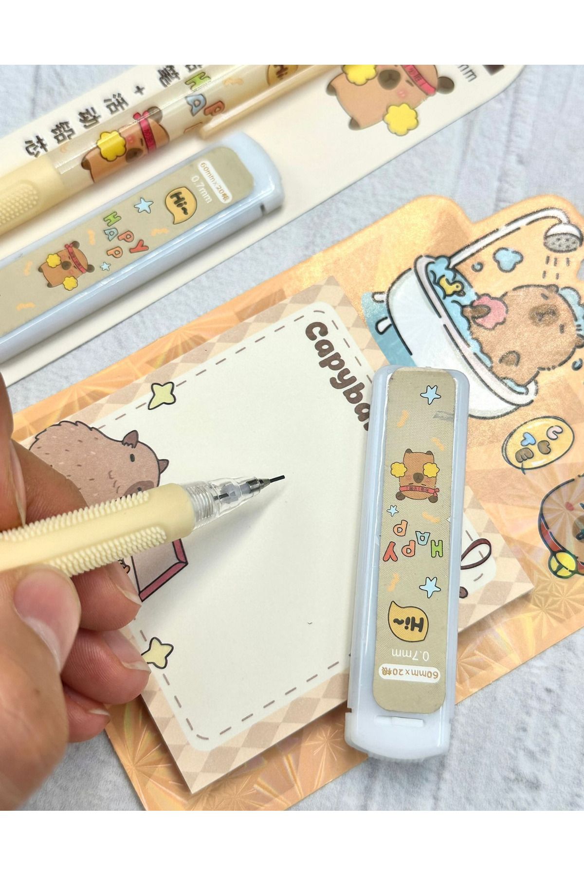 ZeCo Collection-Versatile Pencil with Cute Capybara Pattern and 0.7 mm Tip 2