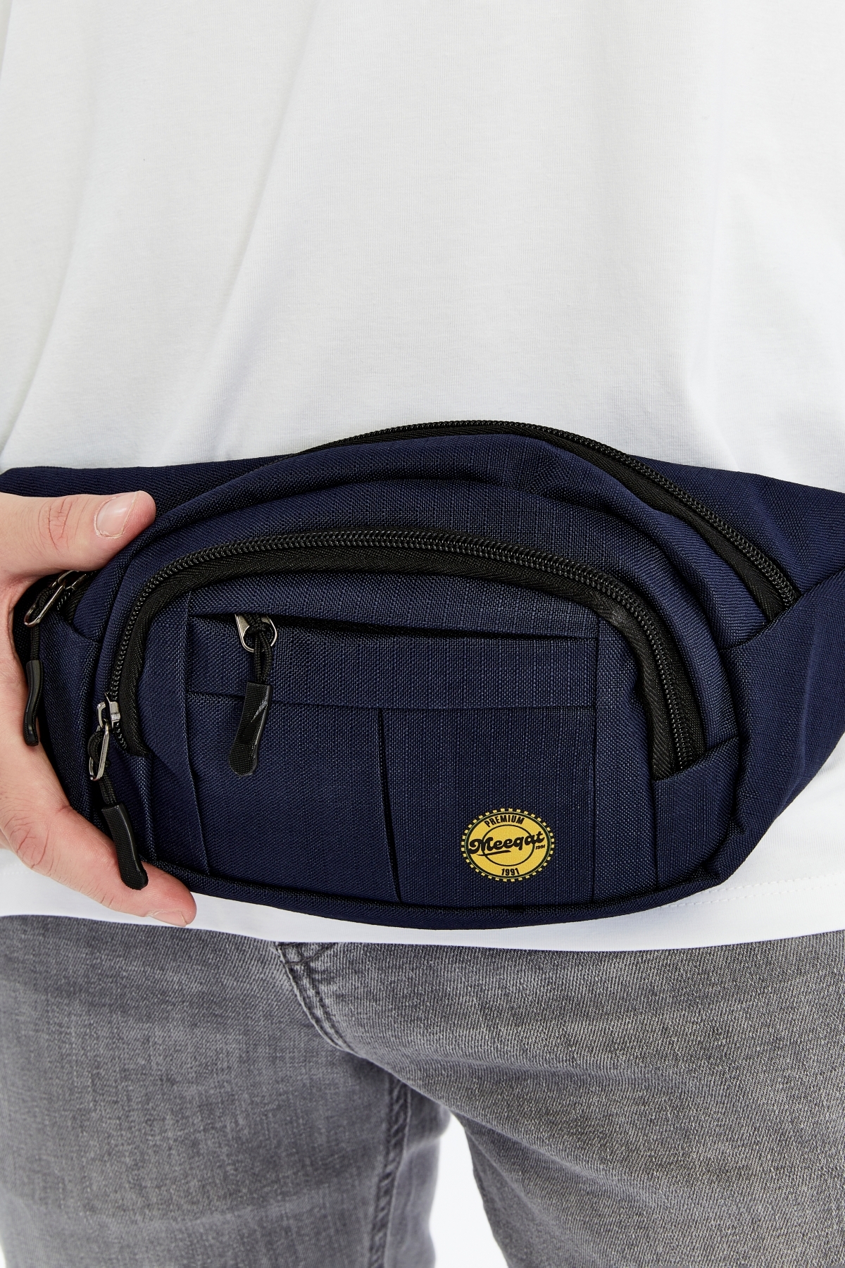 meeqat Unisex Siyah Su Geçirmez Usb Ve Kulaklık Girişli Bel Ve Omuz Çanta Freebag görsel 4