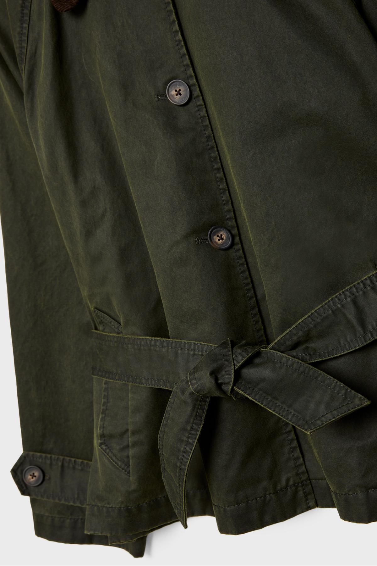 Stradivarius  Kısa Mumlu Görünümlü Kemerli Trençkot - Görsel 8