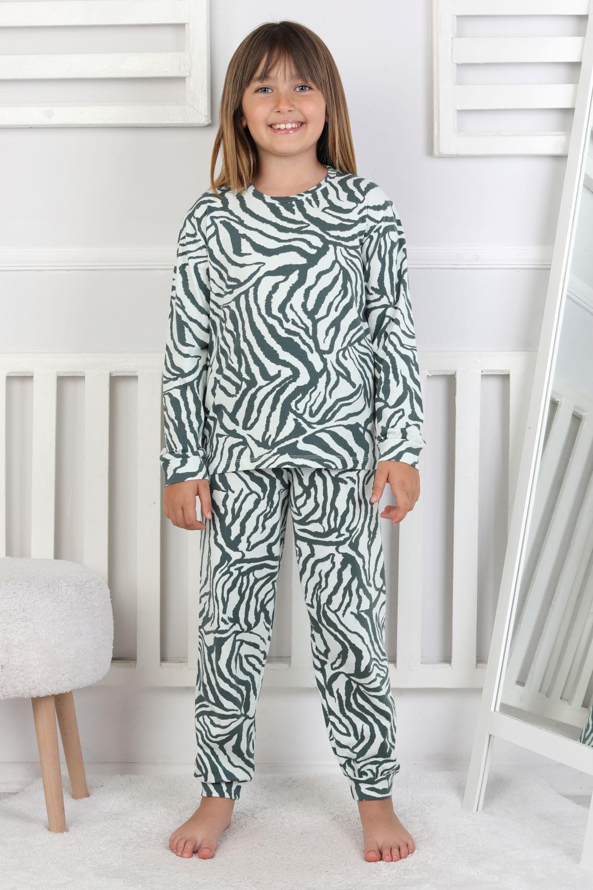 zuzunga Kaplan Desenli Kız Çocuk Pijama Takımı fotoğrafı 7 (önizleme)