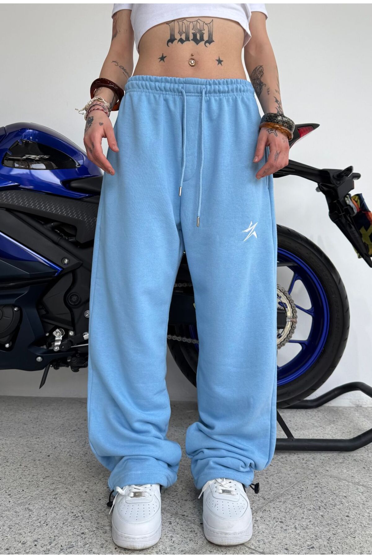 zaee  Star Nakışlı Her Mevsim Giyilebilen Ayarlanabilir Paça Bol Eşofman Altı - Görsel 3