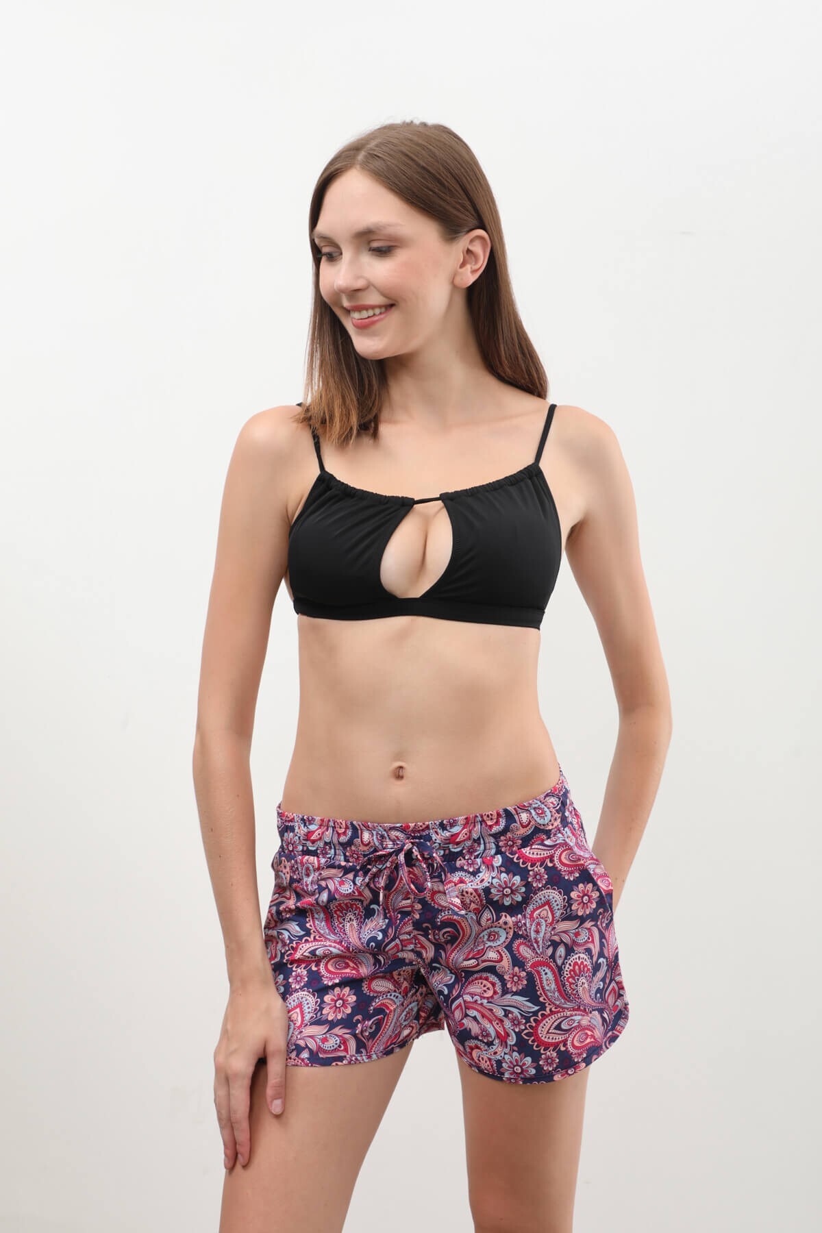 Women's Lace-up Pocket Ethnic Pattern Swim Shorts