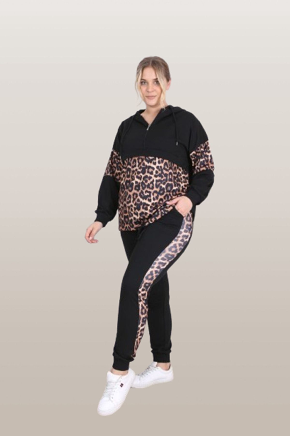 Vibes On-Large Size Leopard Pattern Oversize Fit Tracksuit Set 1