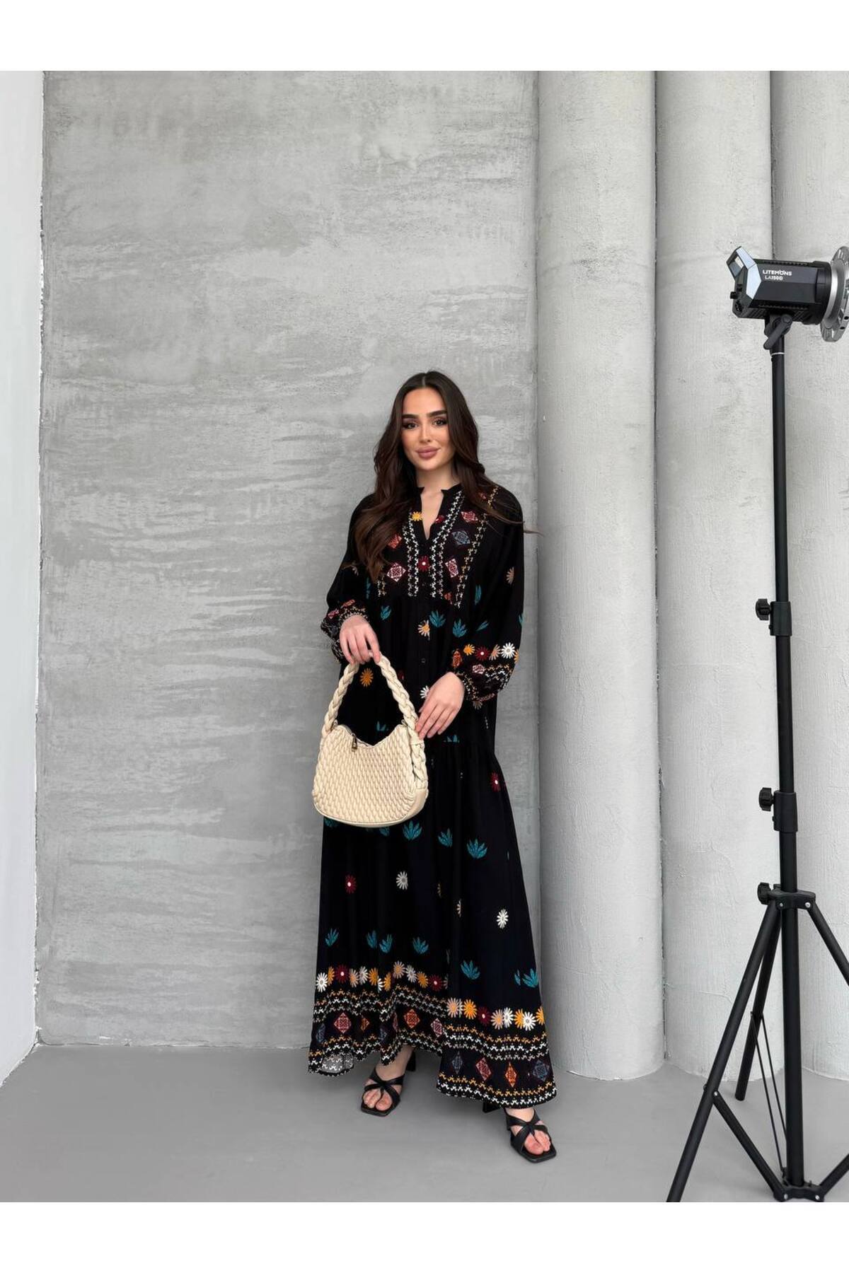 جلاابية منقوشة