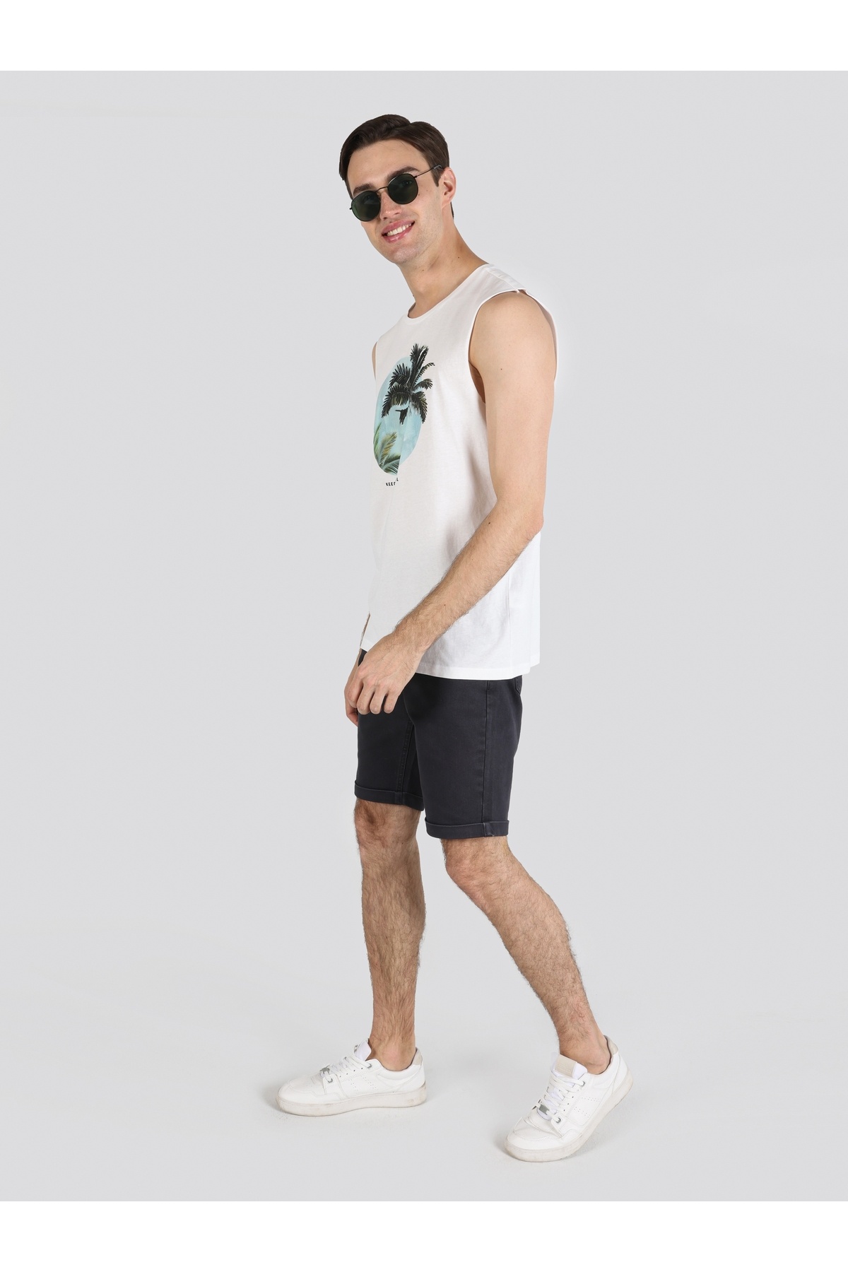 Colin's-Regular Fit Men's White Tank Top 5