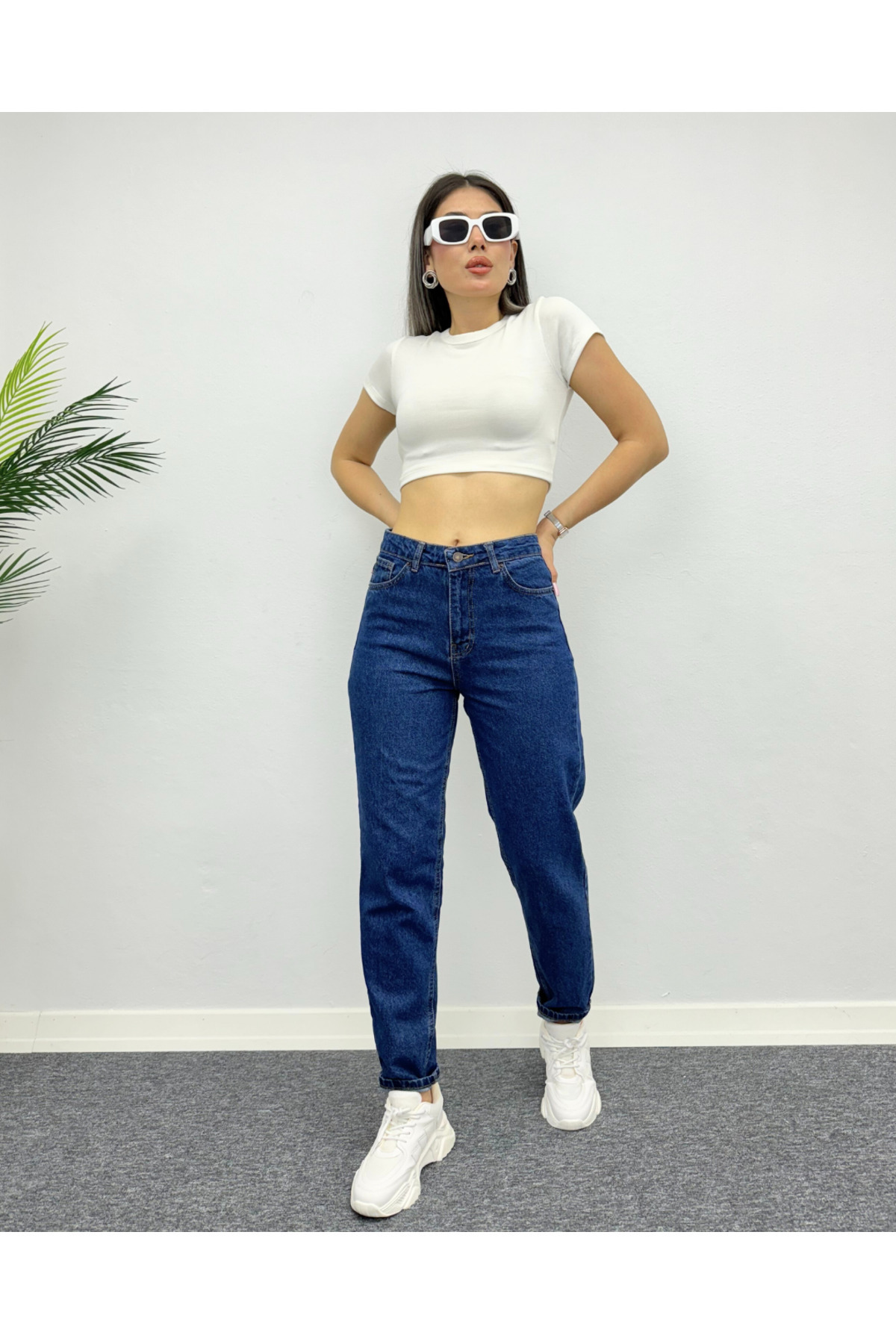 Kadın Lacivert Yüksek Bel Slim Fit Mom Jean Pantolon