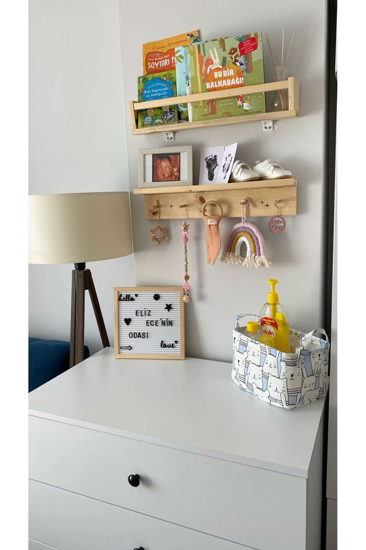 metre dizayn Ahşap Askılık Raf Ve Kitaplık Raf Eğitici Montessori Raf Çocuk Bebek Odası Rafı 2'li 40 Cm fotoğrafı 4 (önizleme)