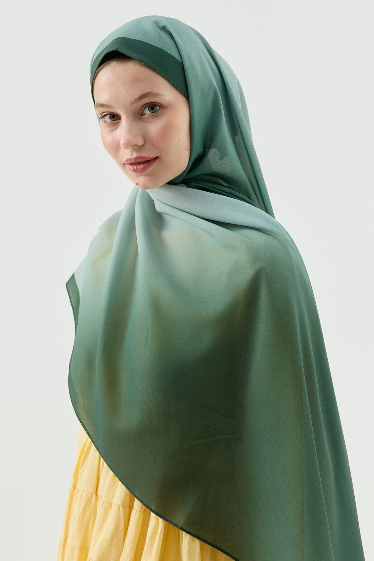 Modakaşmir-Velora Gradient Pattern Prose Shawl 3