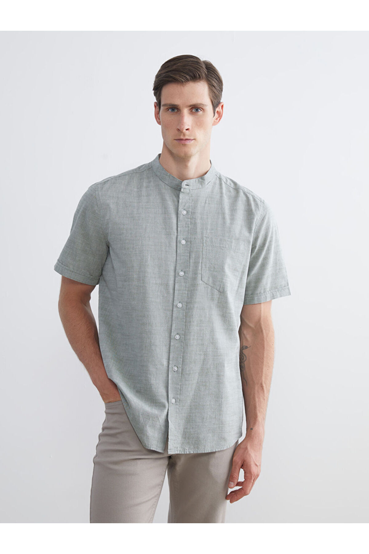LC Waikiki-Create Your Style from Uzg Store |   Regular Fit Judge Collar Poplin Men's Shirt 2