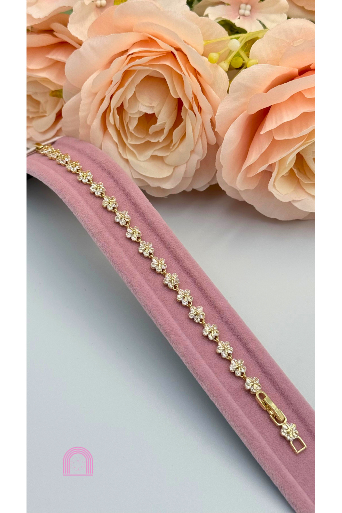 Moond Accessories Xuping Çiçek Desenli Taşlı Gold Bileklik