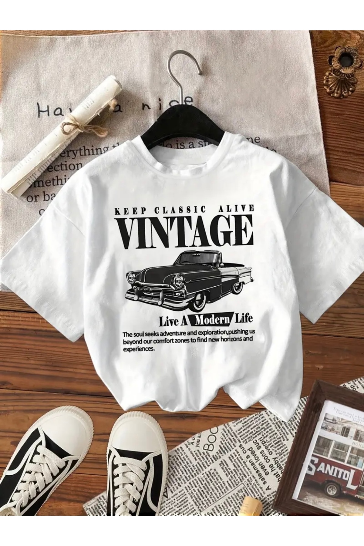 FUFLUNS VINTAGE ΑΥΤΟΚΙΝΗΤΟ ΜΕ ΕΚΤΥΠΩΜΕΝΟ ΜΕΓΑΛΟ ΜΠΛΟΥΖΑ ΠΟΔΗΛΑΤΟ