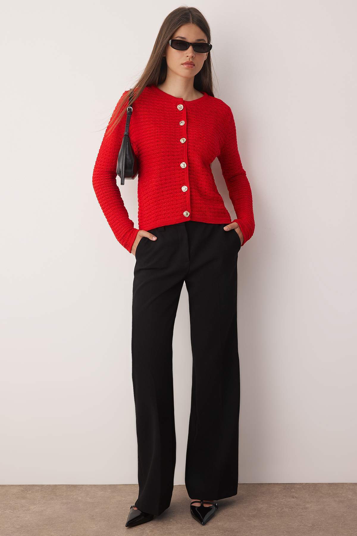 Trendyolmilla  Kırmızı Dokulu Pamuk Görünümlü Triko Hırka TWOAW26HI00186 - Görsel 2