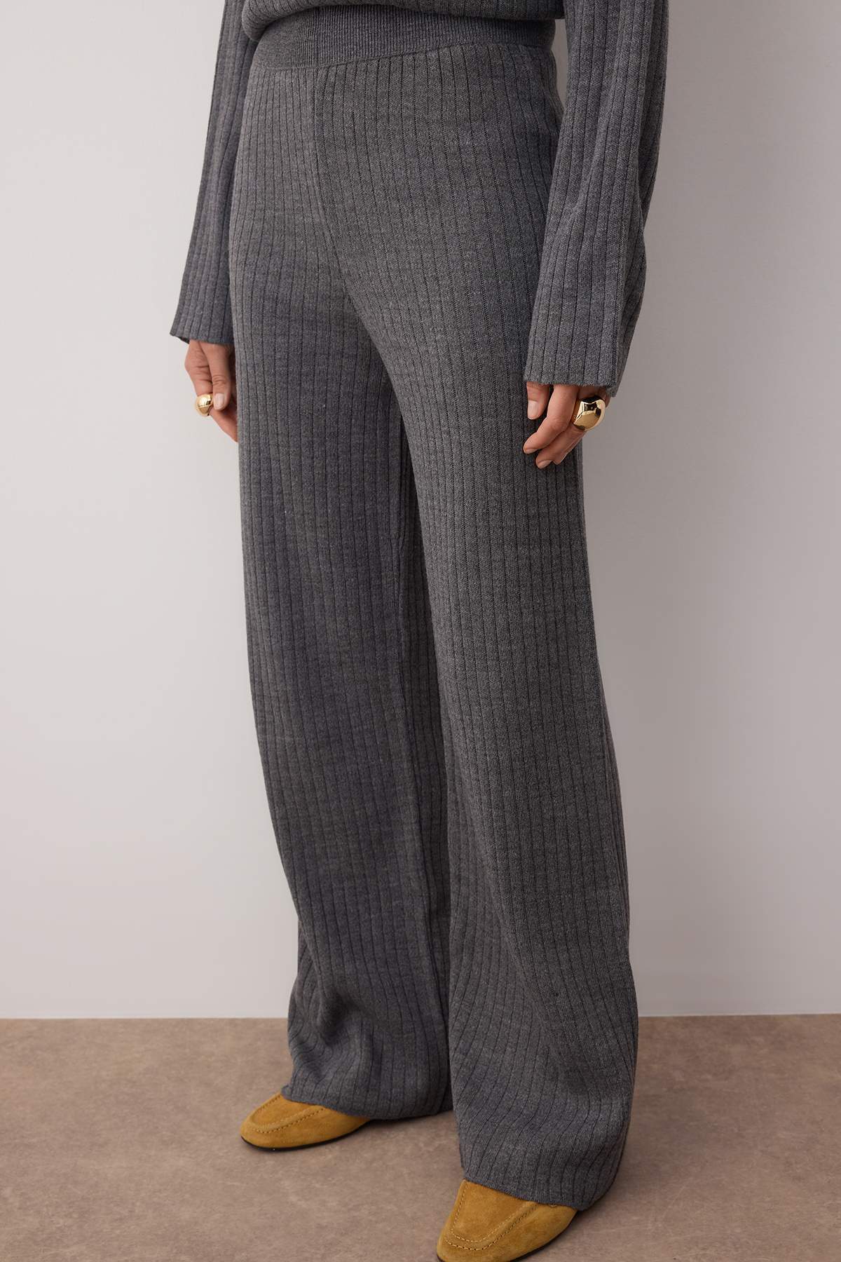 Trendyol Modest-Anthracite Gold Buttoned Knitwear Bottom-Top Set Tctaw26Us00004 3