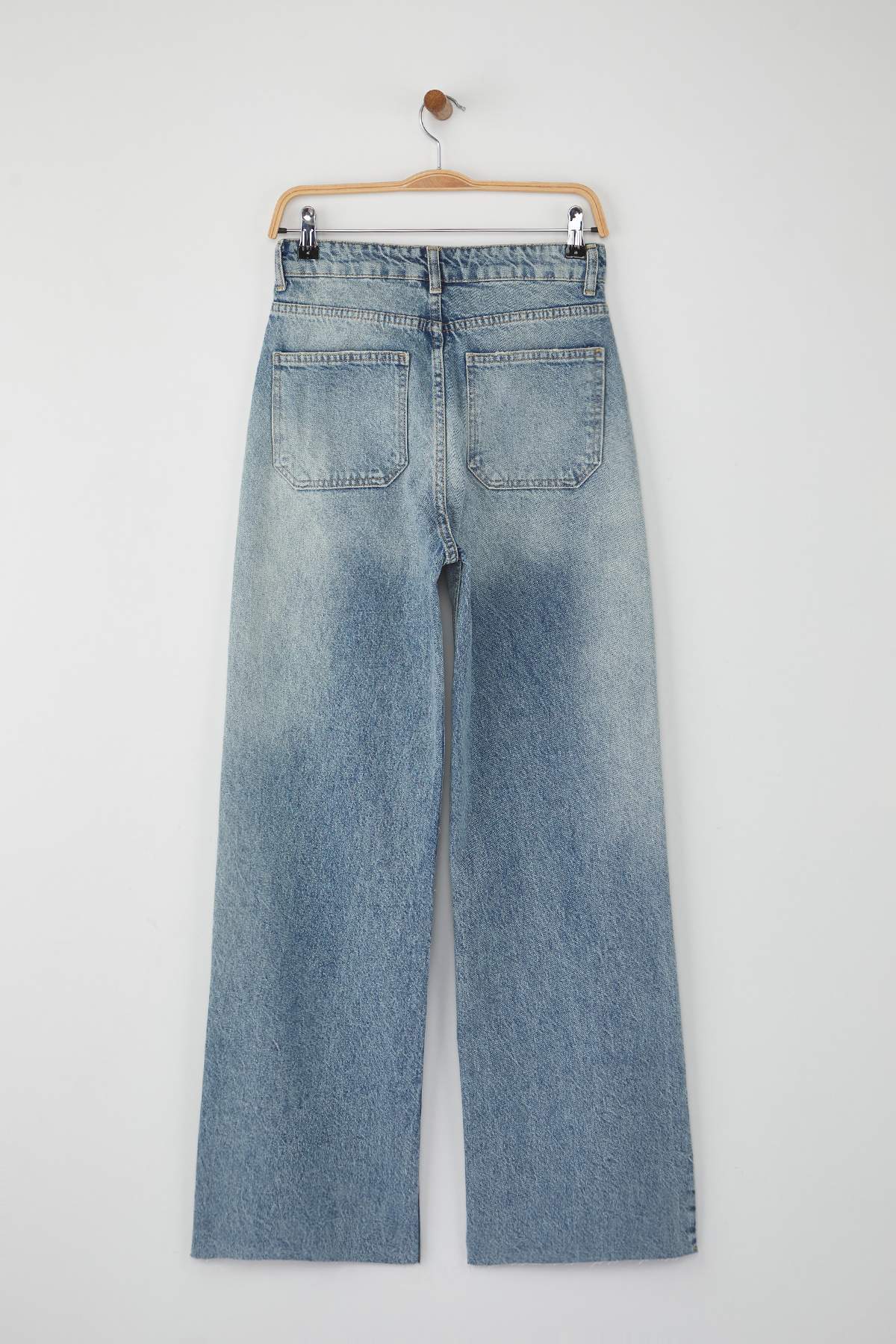 Trendyolmilla  Mavi Paça Kesikli Ekstra Yüksek Bel Geniş Paça Wide Leg Geniş Paça Jeans TWOAW26JE00080 - Görsel 6