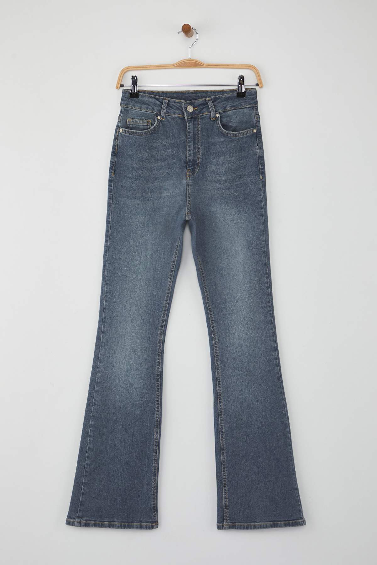 Trendyolmilla  Mavi*001 Süper Yüksek Bel Comfort/Esnek Flare Jeans TWOSS23JE00064 - Görsel 5