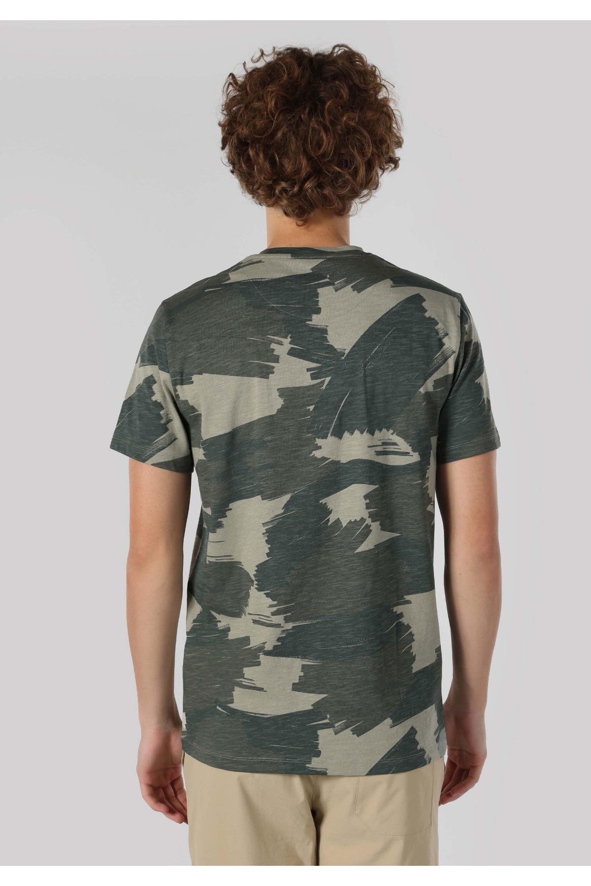 Colin's-Tricou verde pentru bărbați cu mânecă scurtă - imprimeu camuflaj, croială obișnuită 2
