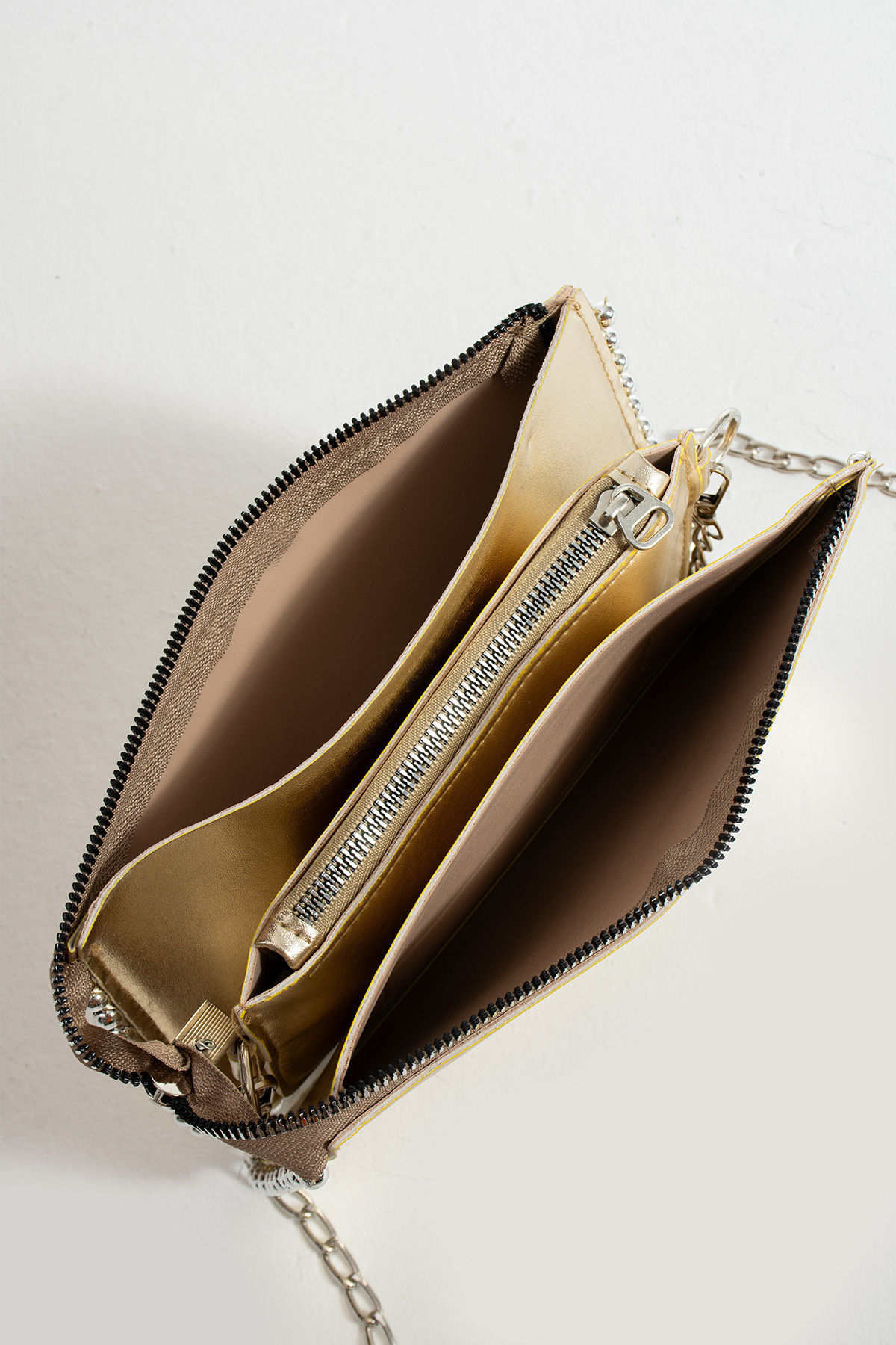 Mercan-Studded Women's Wallet Bag - Cross Chain Strap 3