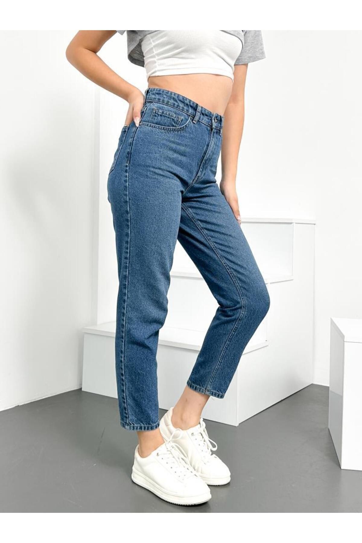HLT JEANS Világoskék női Lycra Mom Jean magas derekú rugalmas farmer nadrág ANNA-LIGHT