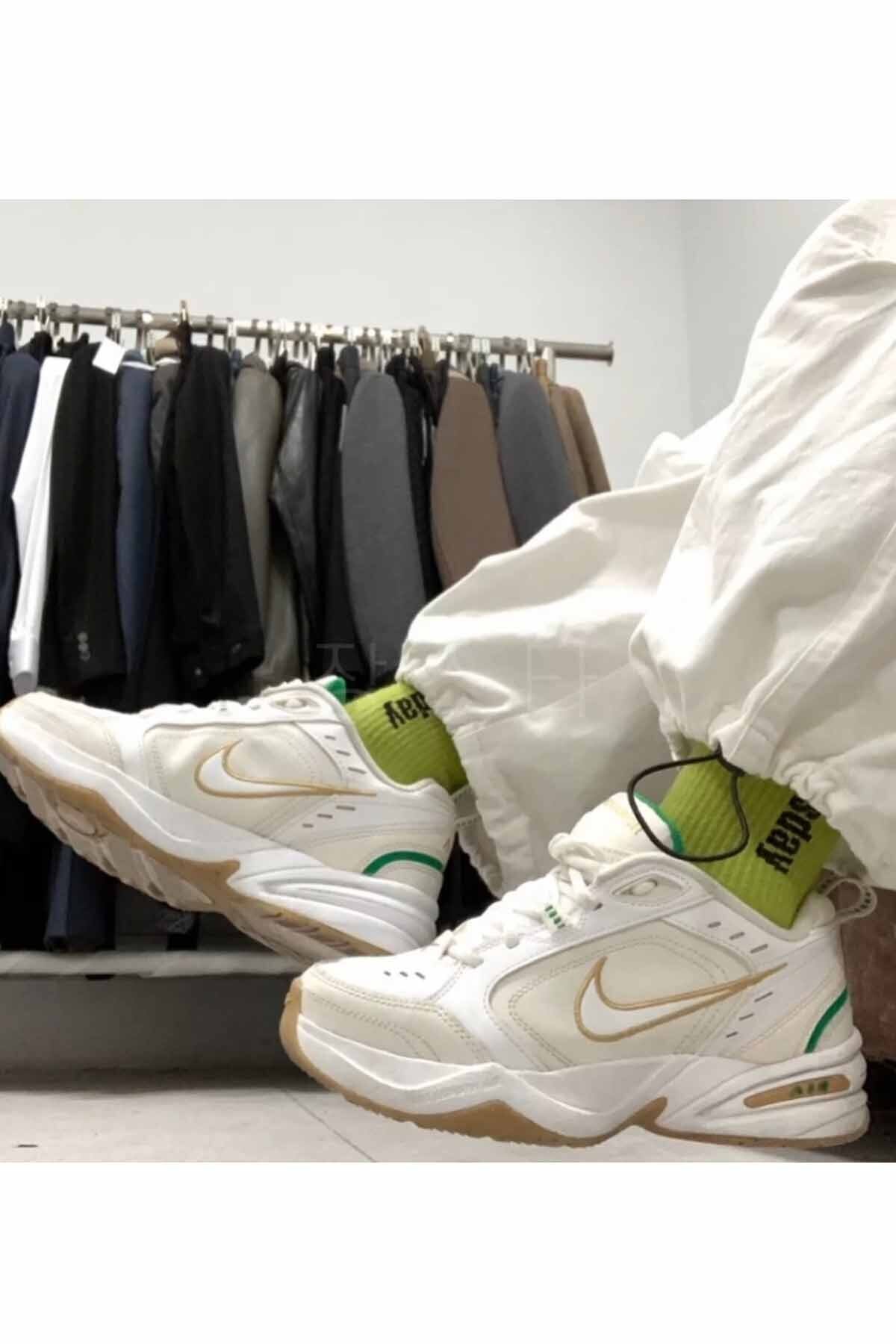 نایکی کفش‌های ورزشی دویدن مردانه ایر مونارک ۴