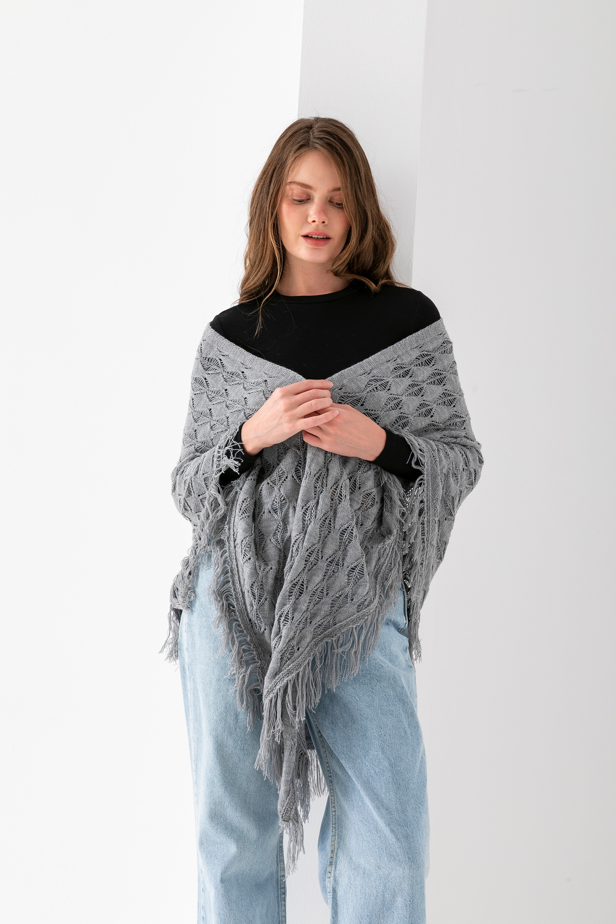T Crazy-T-Crazy Openwork Patterned Triangle Shoulder Shawl, Stylish and Practical Knitwear Knitted Accessory with Tassels, Triangle Knitwear Shawl 2