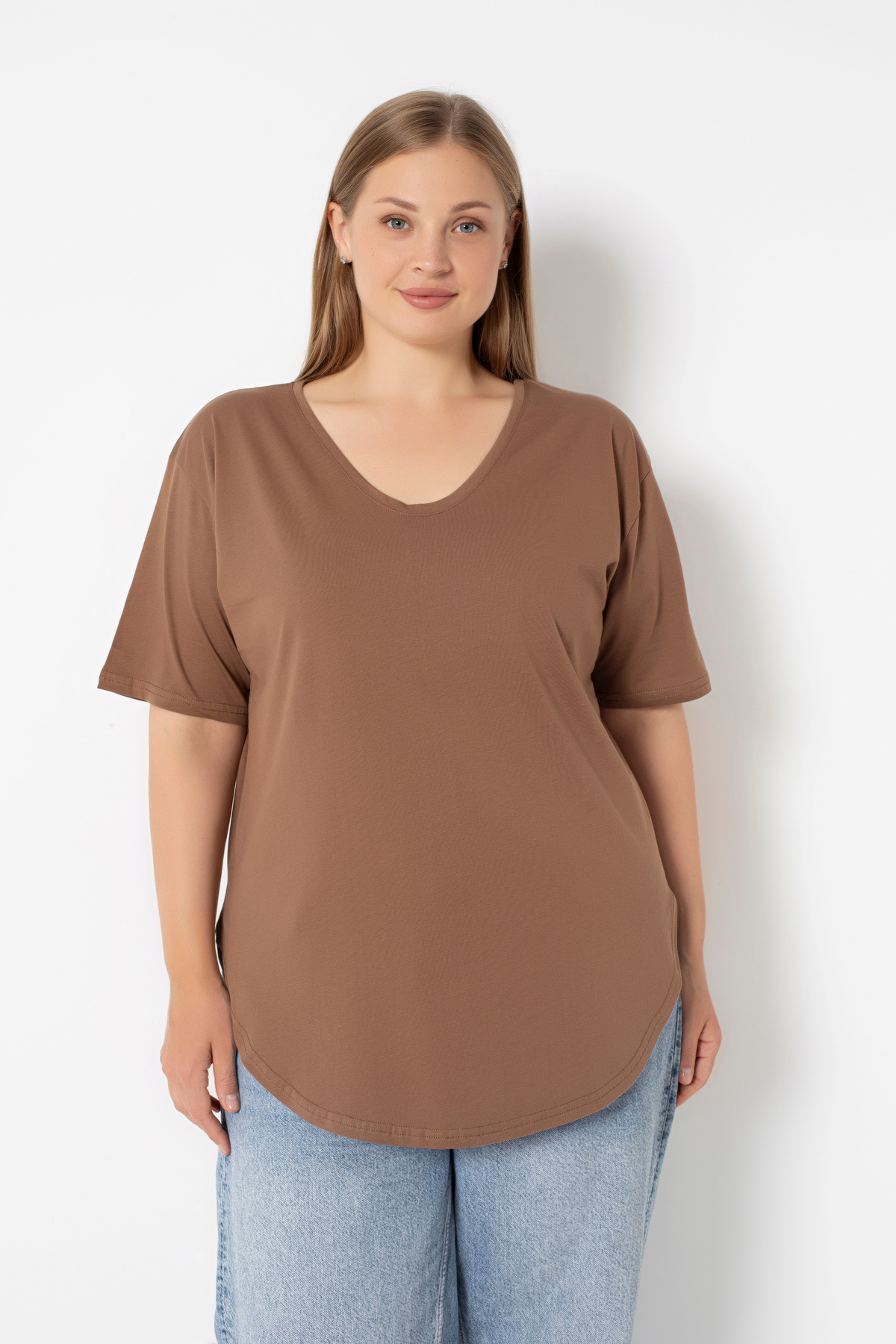 Trendbade Butik Kadın V Yaka Büyük Beden T-shirt
