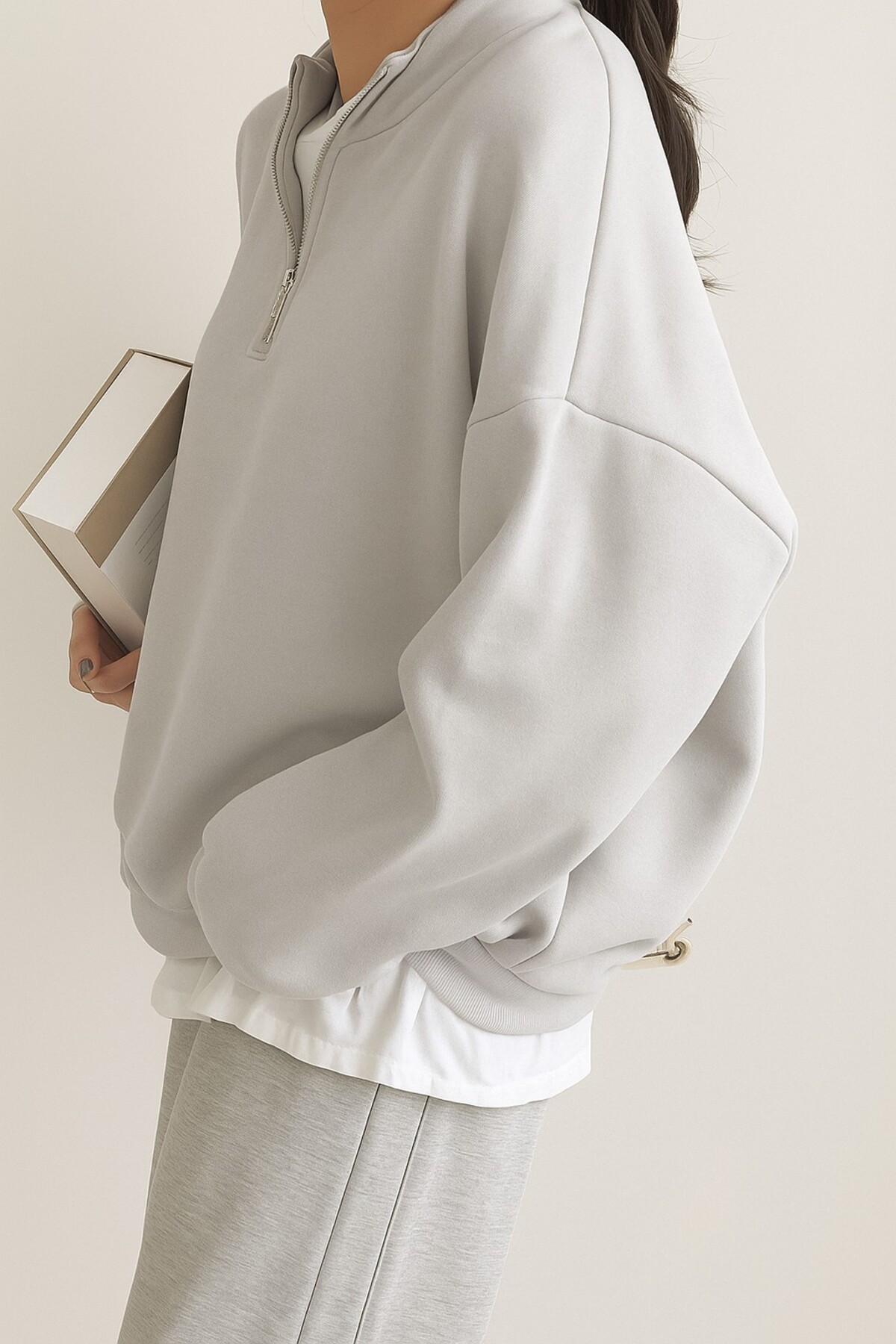 Ghassy Co. Kadın Pamuklu Oversize Silver Yarım Fermuarlı Sweatshirt görsel 5