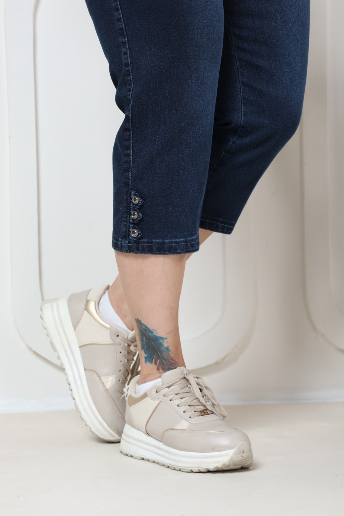 EYLÜL BUTİK  Kadın Beli Lastikli Kapri - Görsel 6