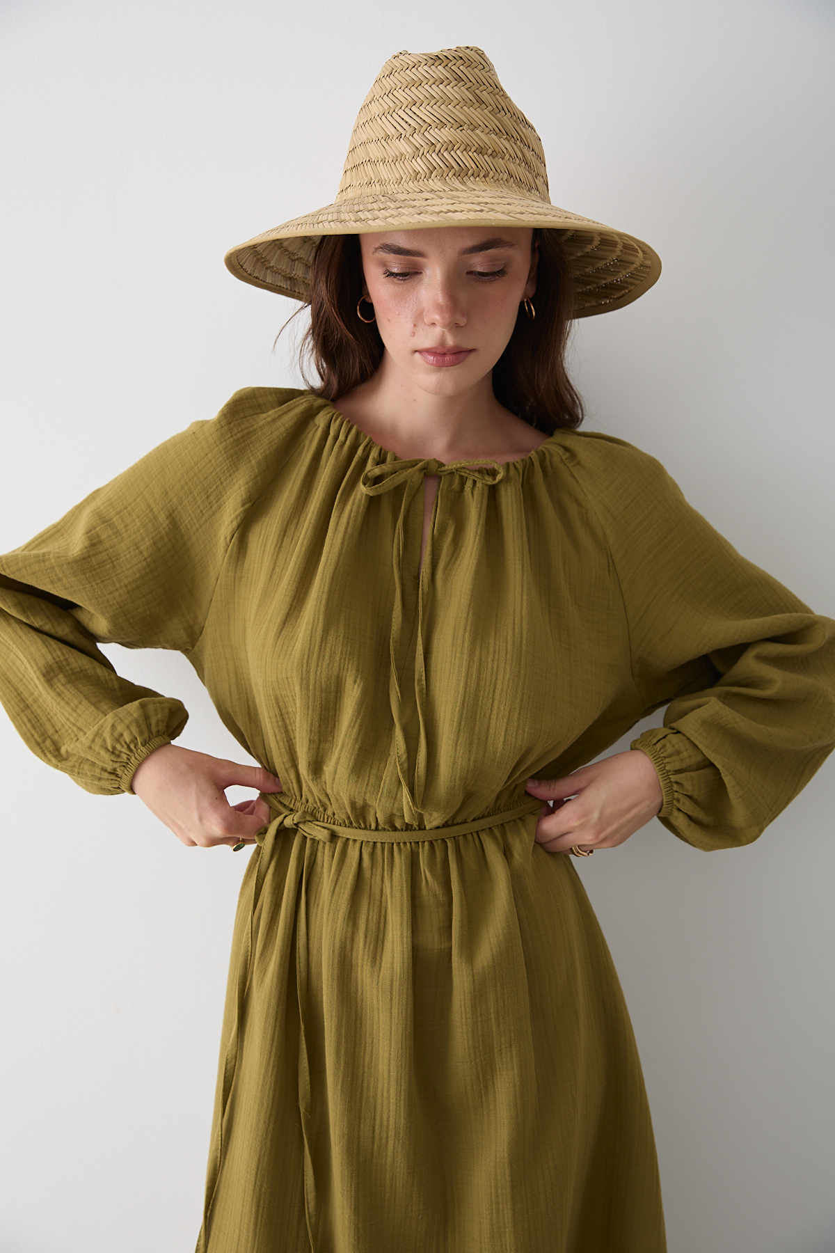 Laluvia  Haki Bağlama Detaylı Müslin Elbise - 2004 - Görsel 8