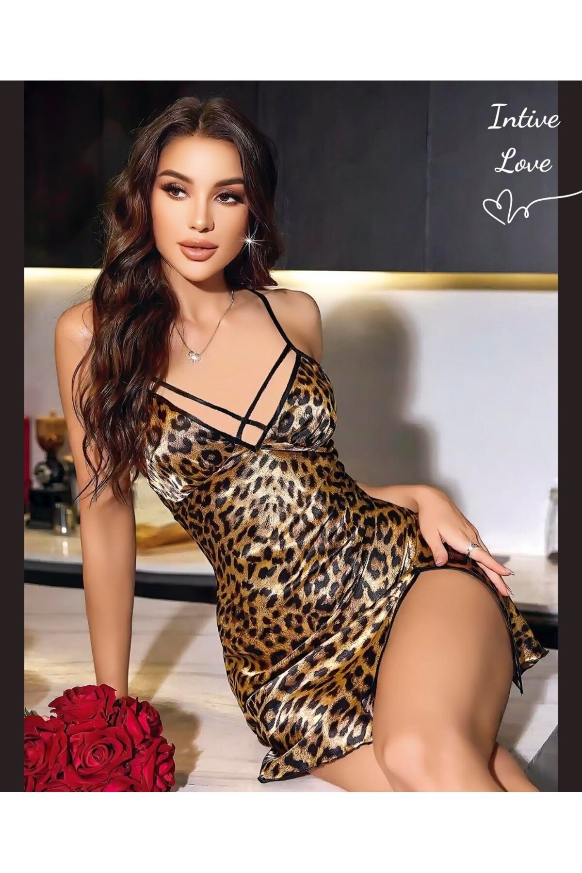 İntive Lingerie Intive Leopar Desen Arkası Çapraz Askılı Sırt Dekolteli V Yaka Mini Gecelik