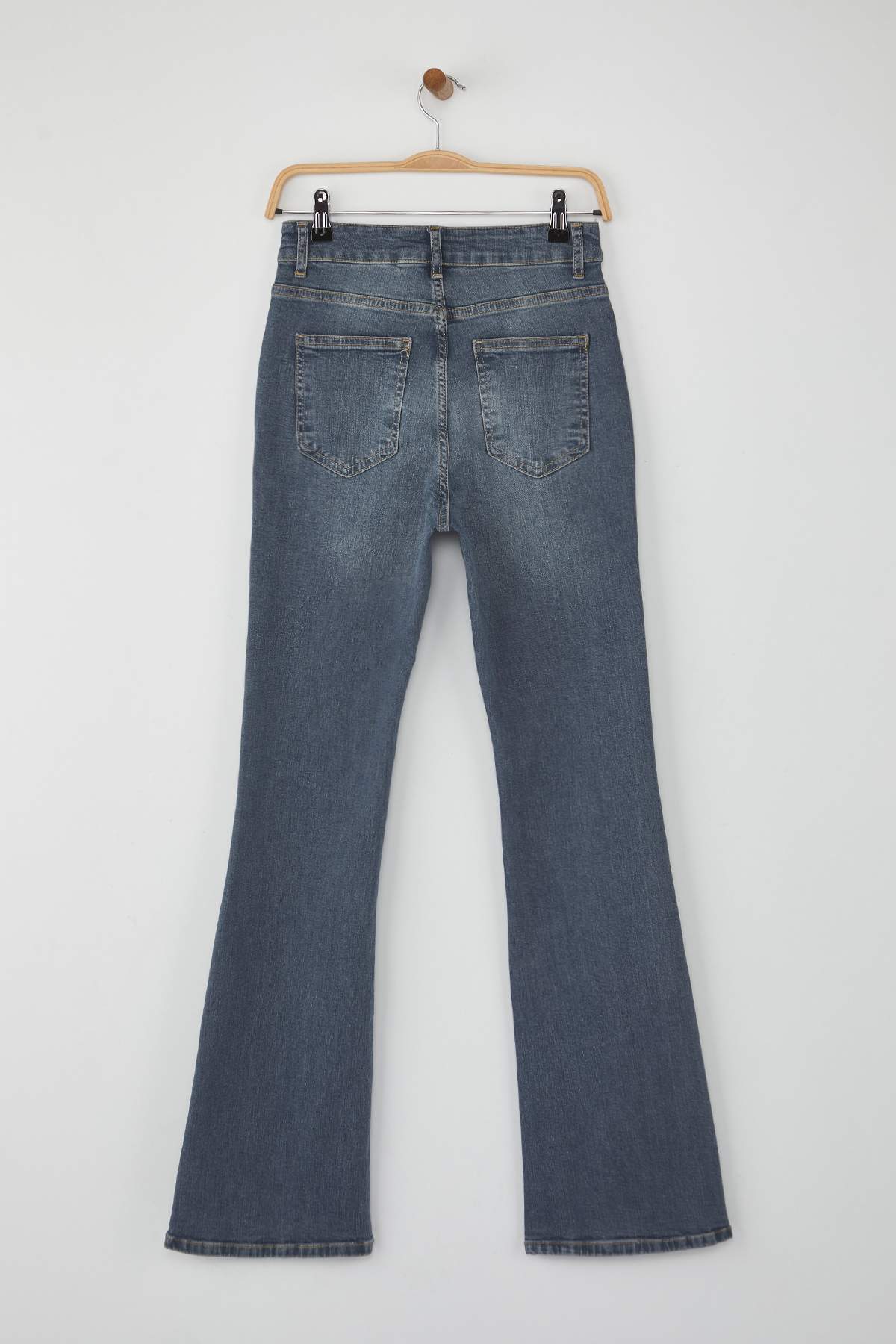 Trendyolmilla  Mavi*001 Süper Yüksek Bel Comfort/Esnek Flare Jeans TWOSS23JE00064 - Görsel 6