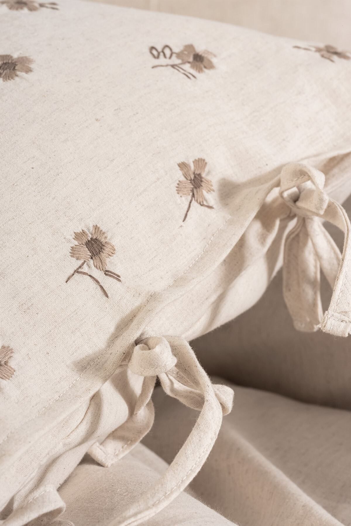 Cotton Box-طقم غطاء لحاف مزدوج من الكتان آري 3