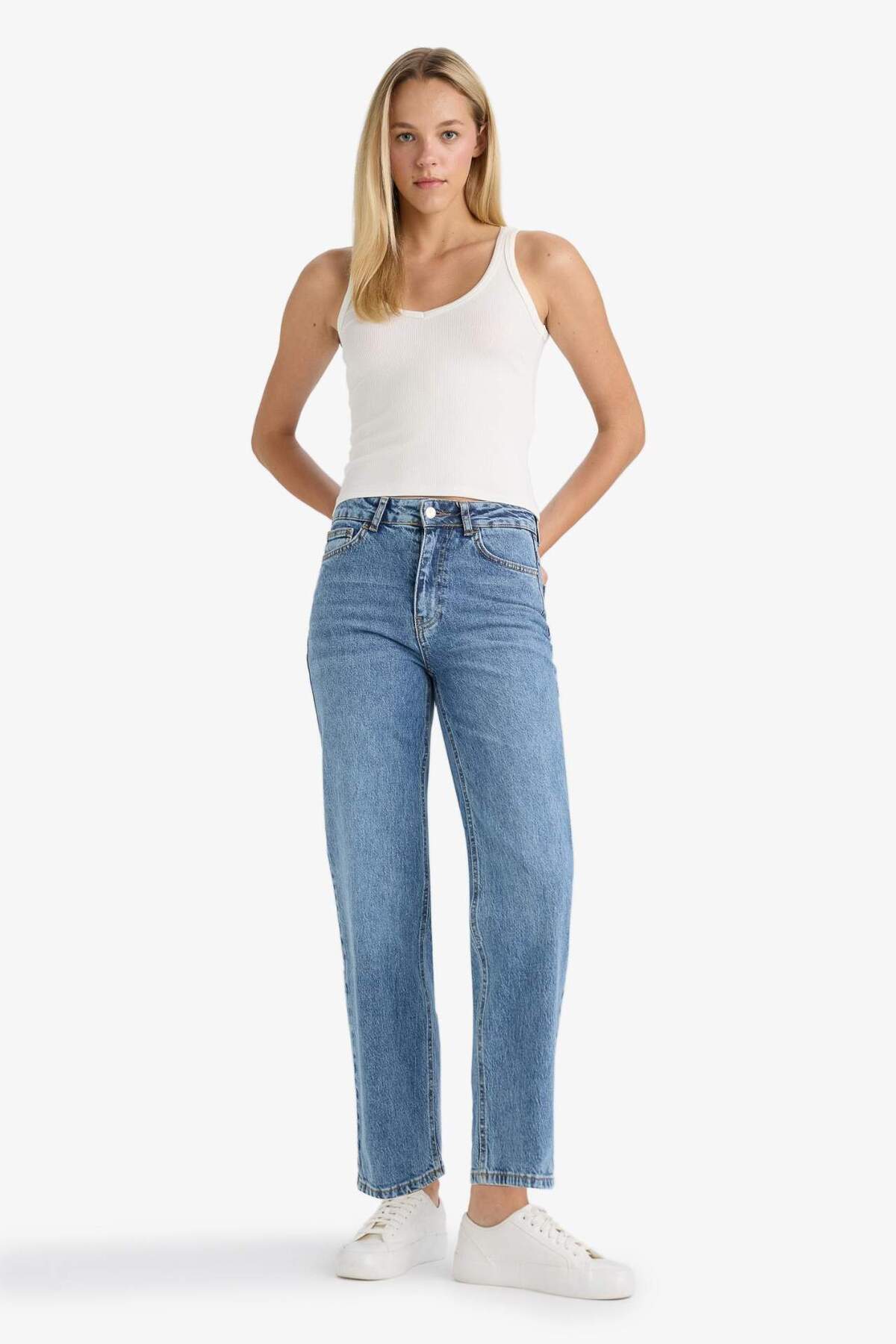 Comfort Straight Yüksek Bel Bilek Boy Jean Yıkamalı Pantolon D8155AX25SM