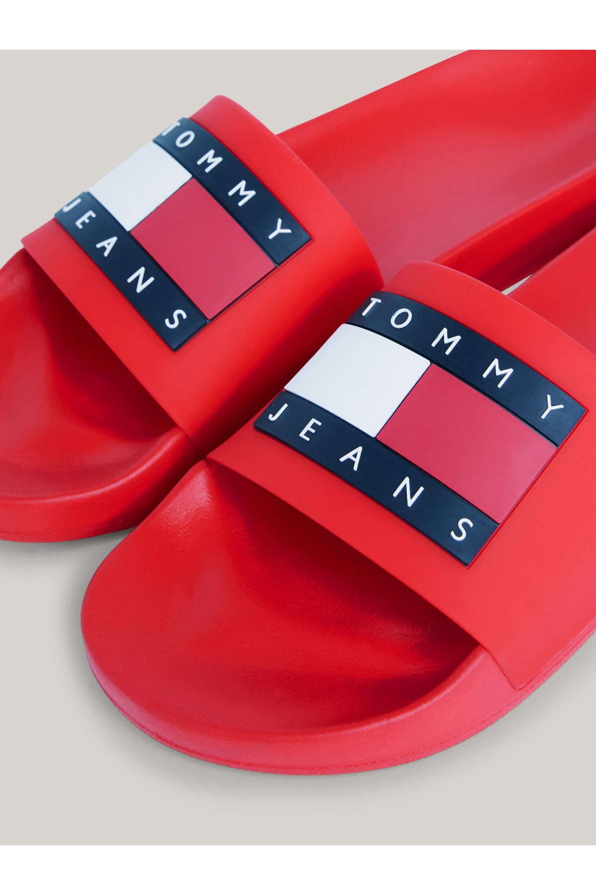 Tommy Hilfiger-نعل خارجي من ماركة Eva للرجال مع نعال داخلية من مادة Eva وخلط مطاطي حراري 5