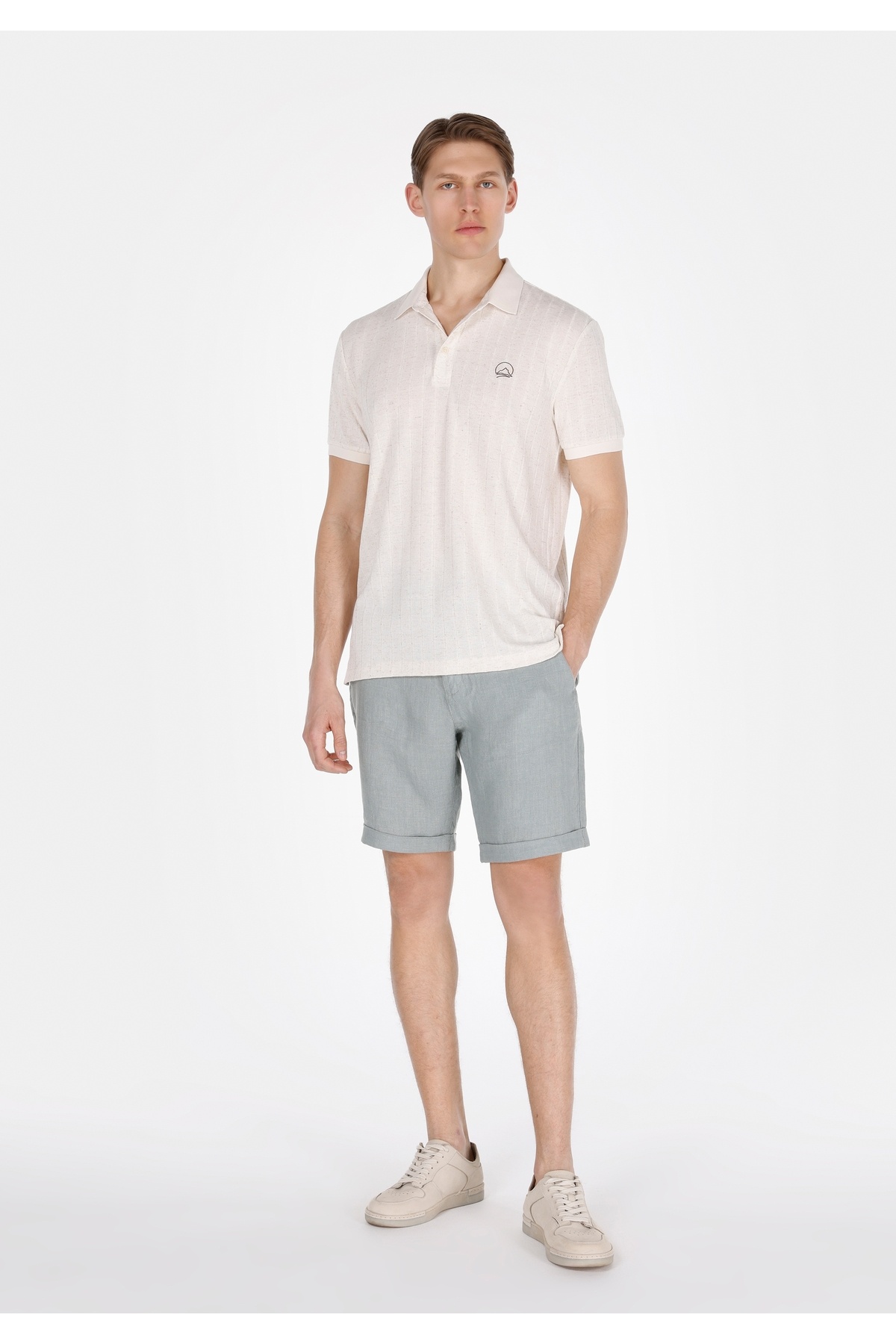 Colin's-Regular Fit Mid Waist Plain Men's Linen Blend Green Shorts 1